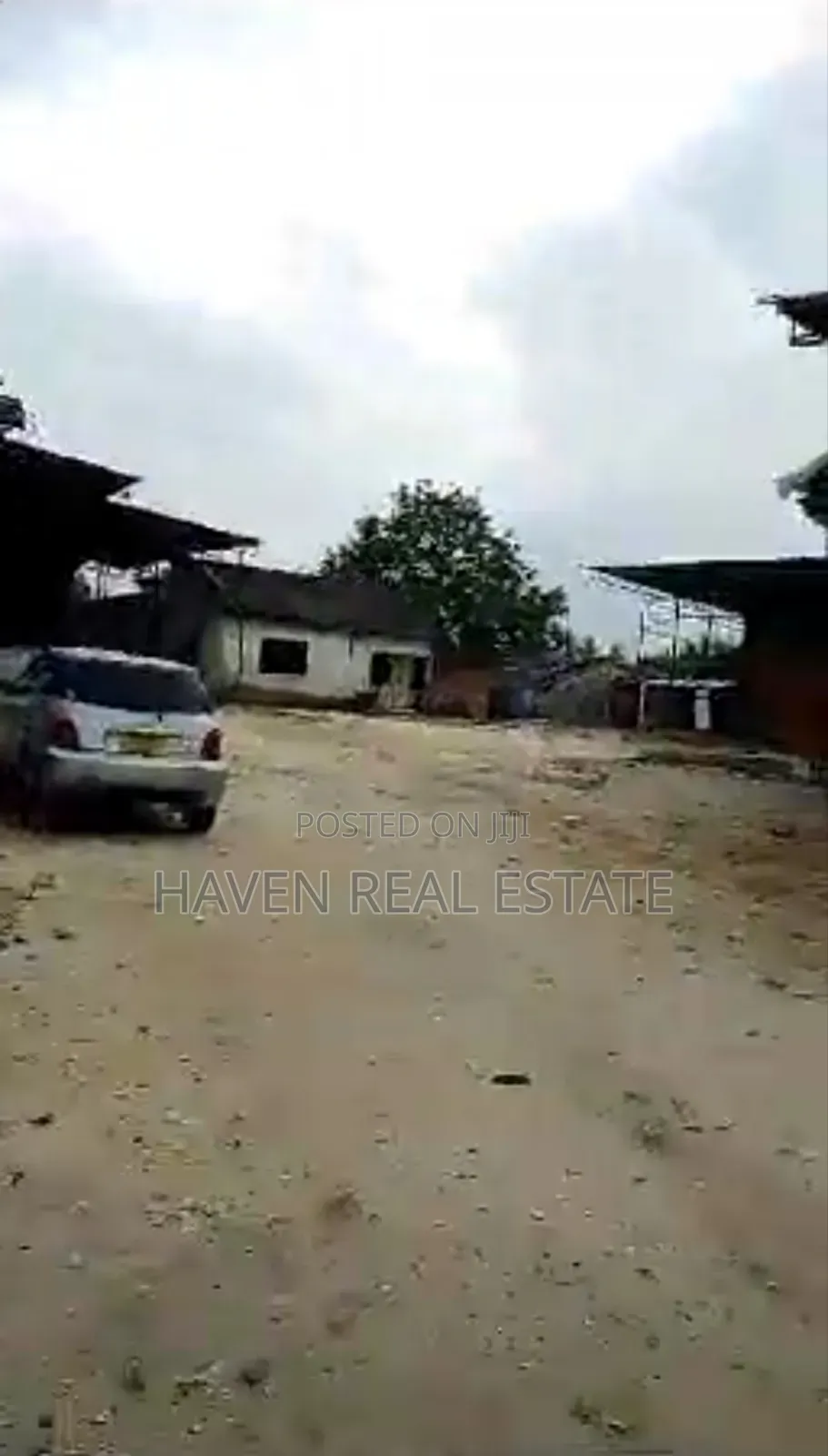 Yard Inauzwa Mbagala Sabasaba in Mbagala