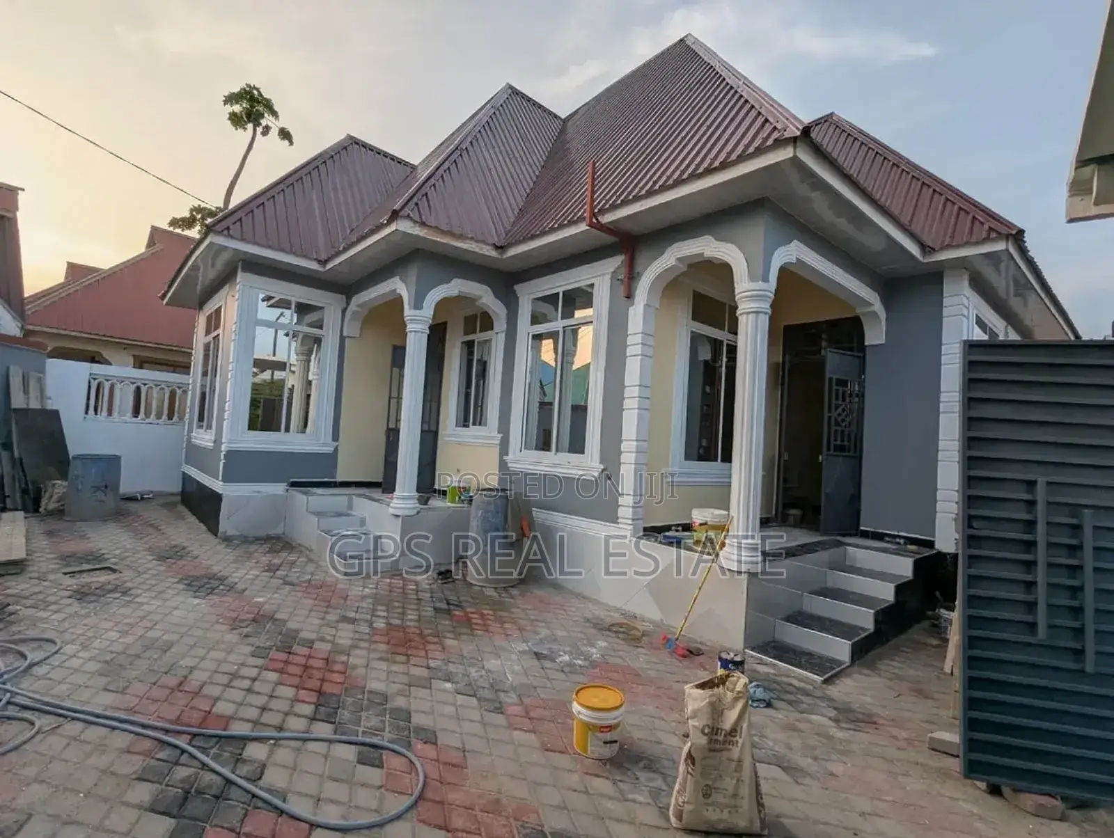 4bdrm House in Saku Ilulu, Temeke for sale in Temeke