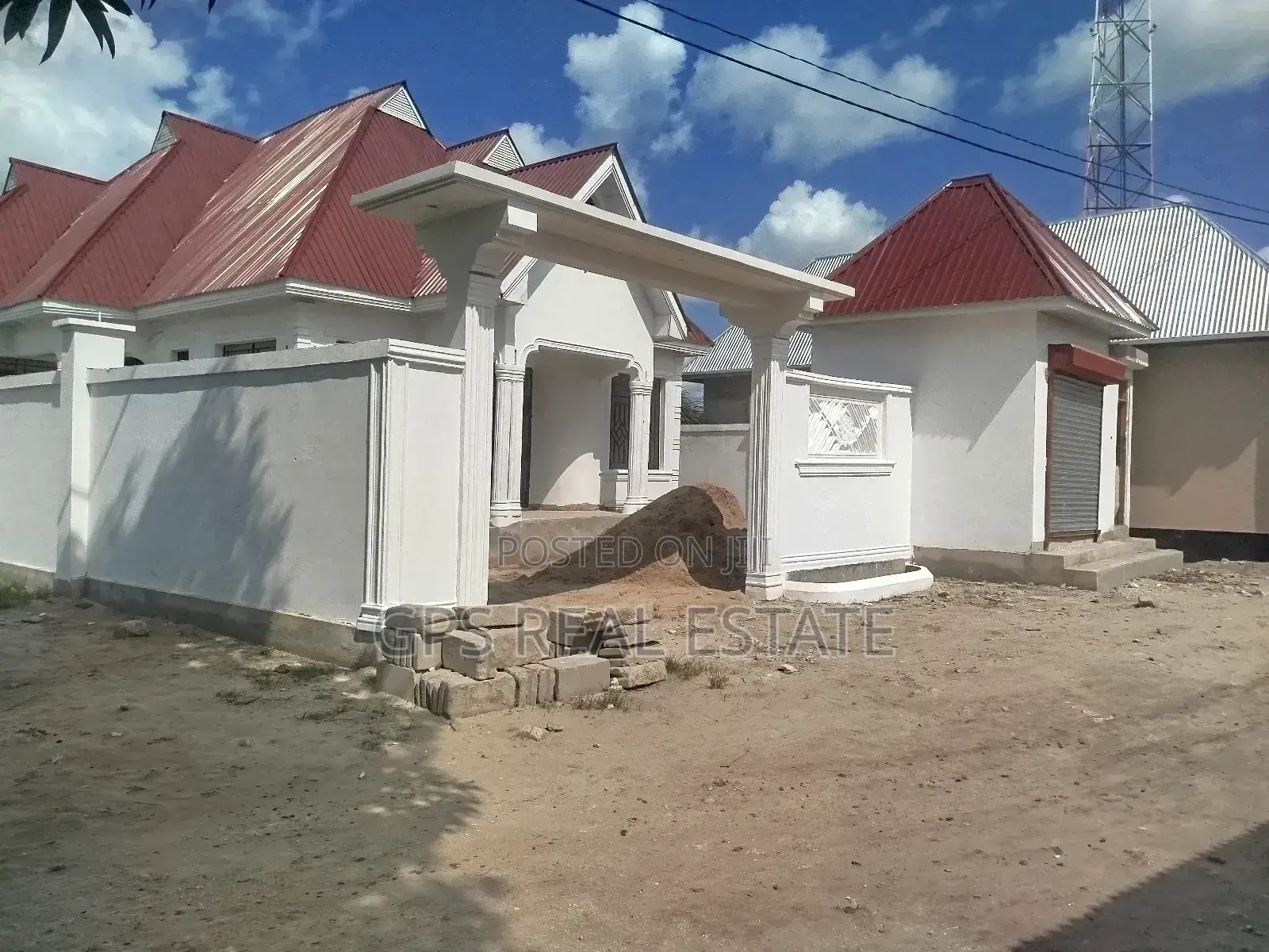 3bdrm House in Ungindoni Kisaranga, Kigamboni for sale in Kigamboni