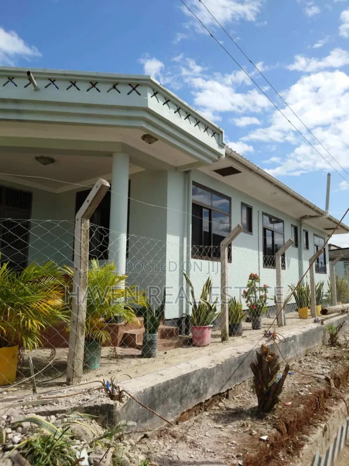 10bdrm House in Bagamoyo for sale in Bagamoyo