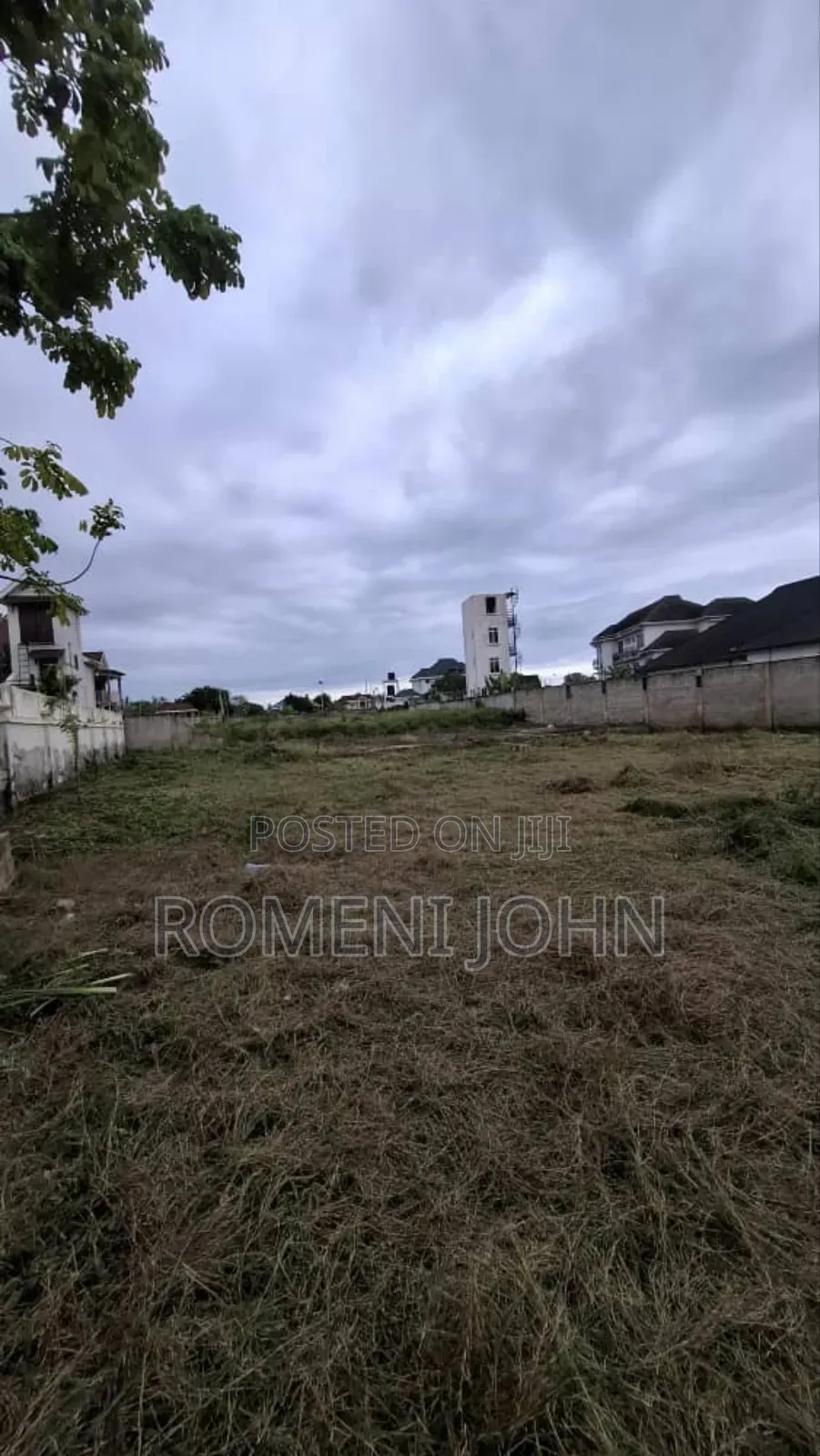 Kiwanja Sqmita 1570 Kinauzwa Milioni 450 Mbweni Jkt. in Ilala