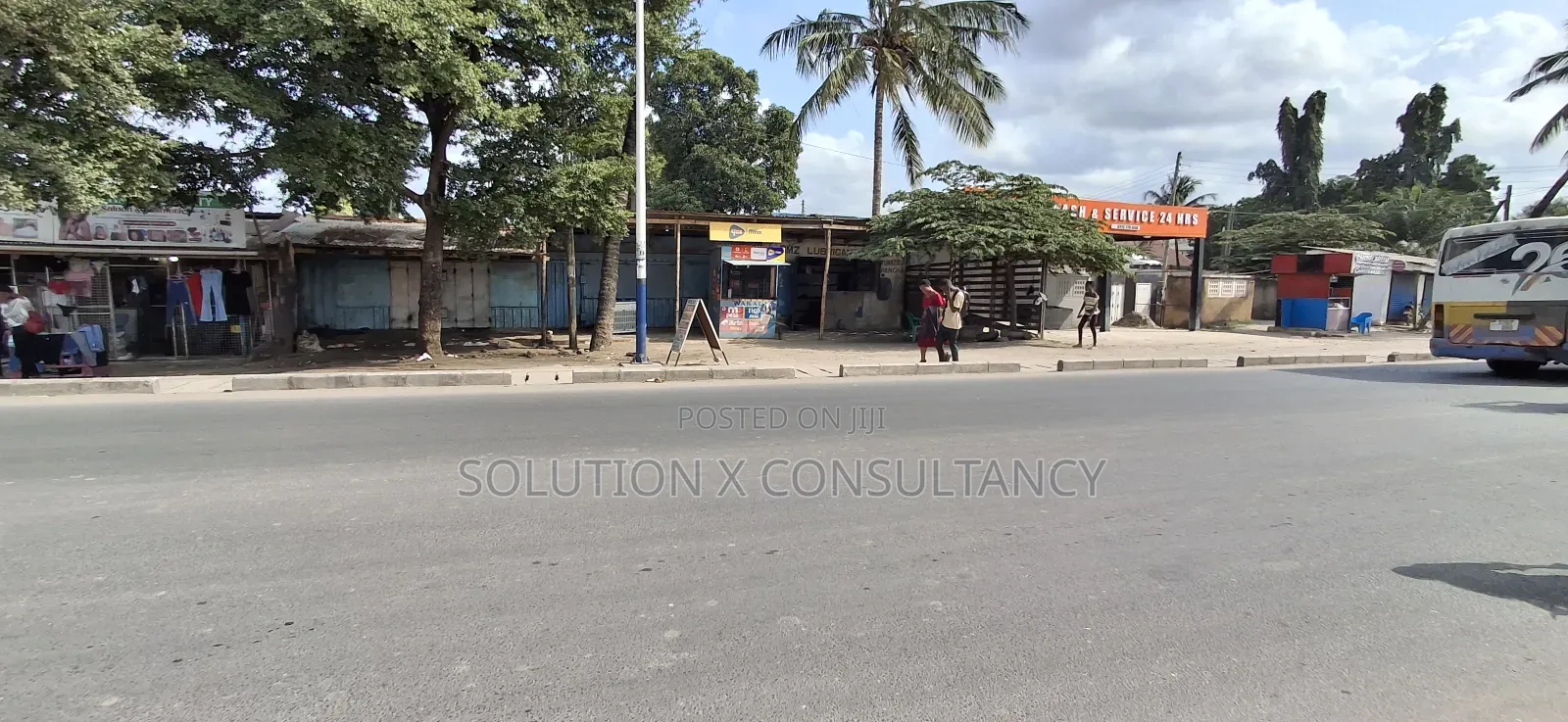 Kiwanja Kinauzwa Mabibo Karibia Na Chuo Cha N.I.T in Mabibo