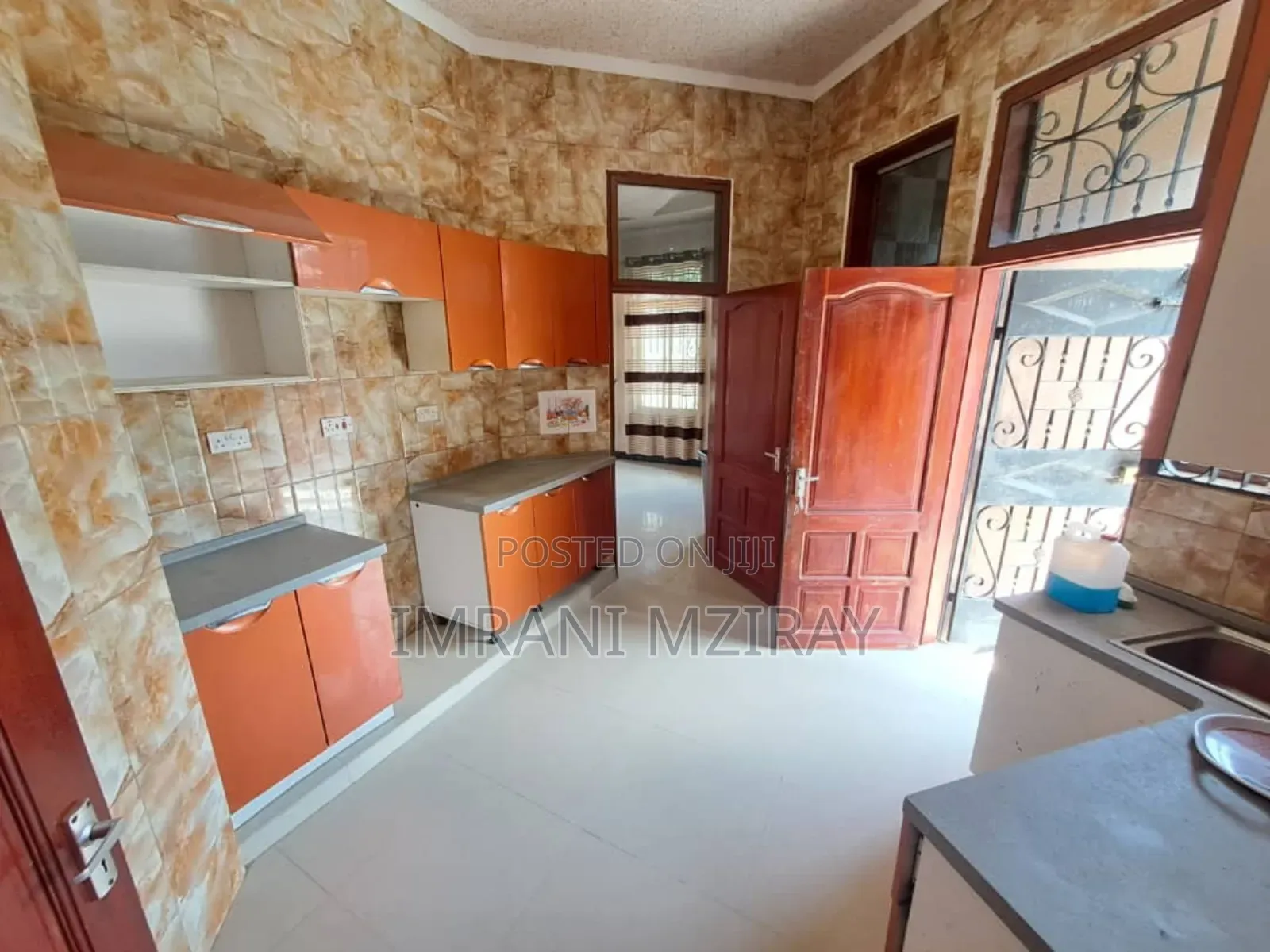 3bdrm Apartment in Kariakoo for rent in Kariakoo