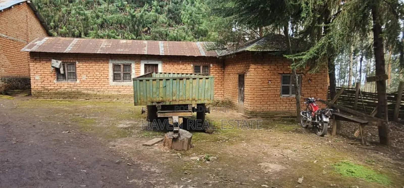 Shamba La Chai Linauzwa Iringa in Iringa