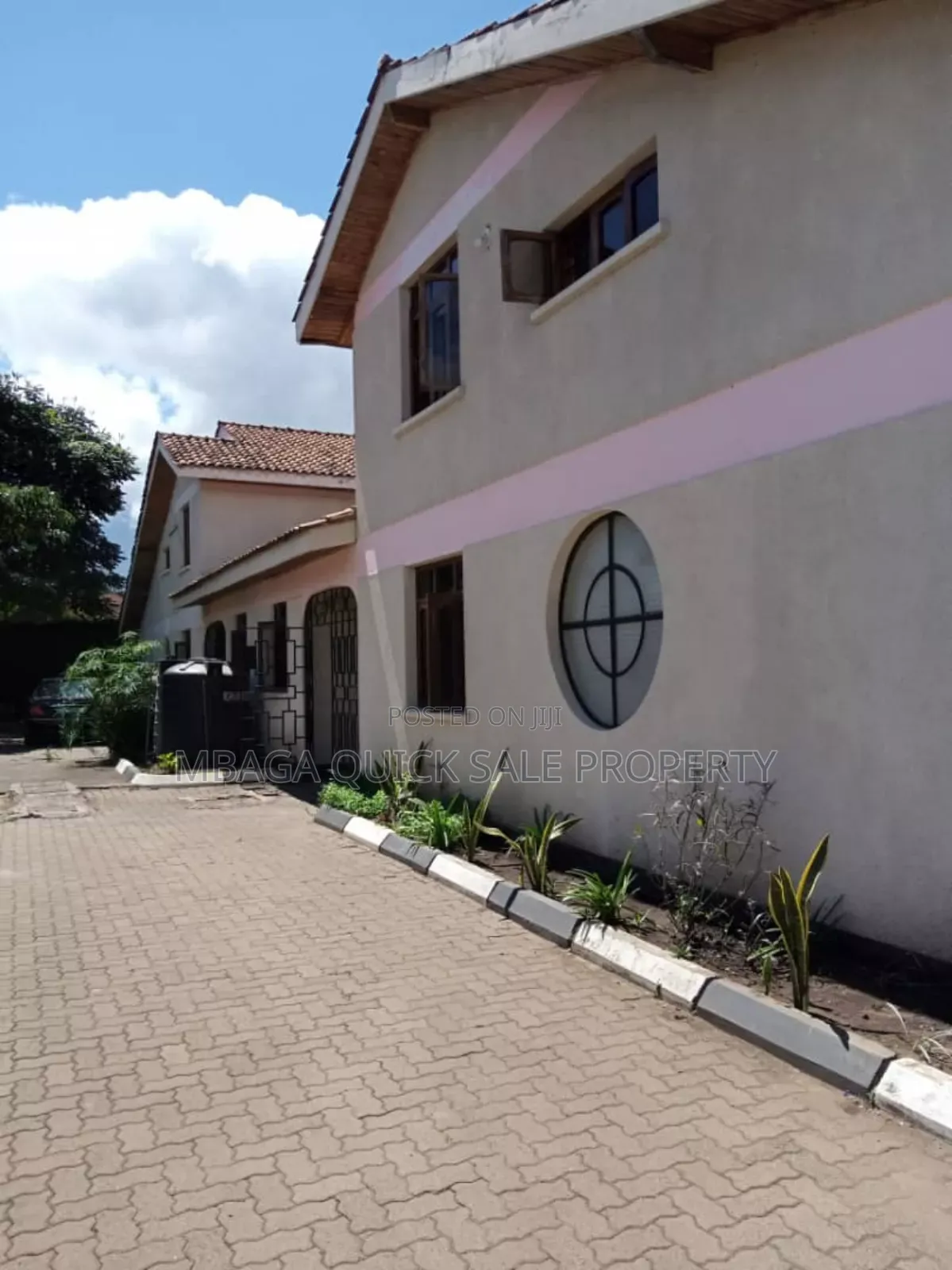 5bdrm House in Njiro, Arusha for sale in Arusha