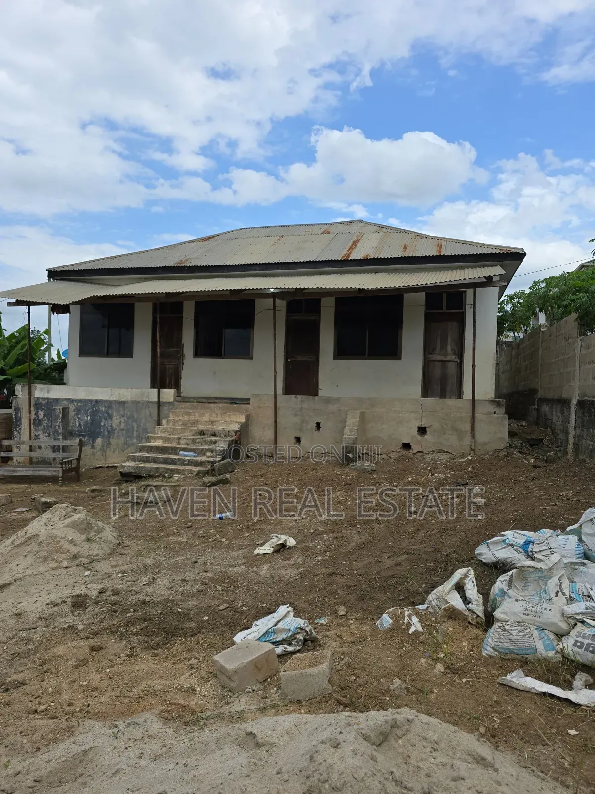 3bdrm House in Mbezi for sale in Mbezi