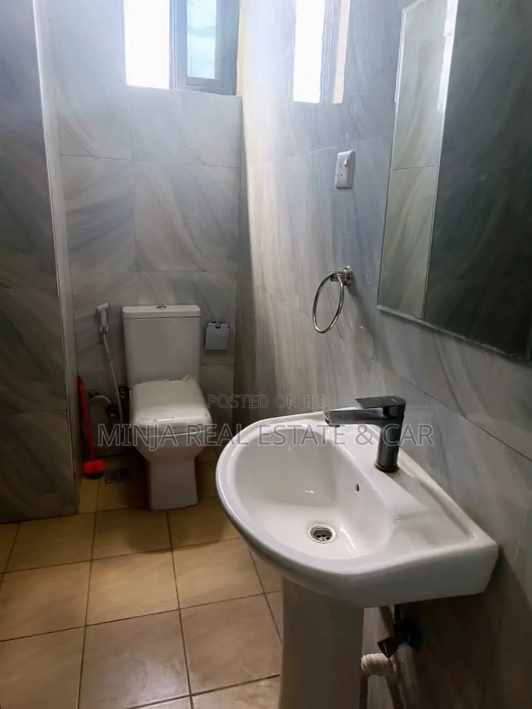 4bdrm Apartment in Upanga West for sale in Upanga West