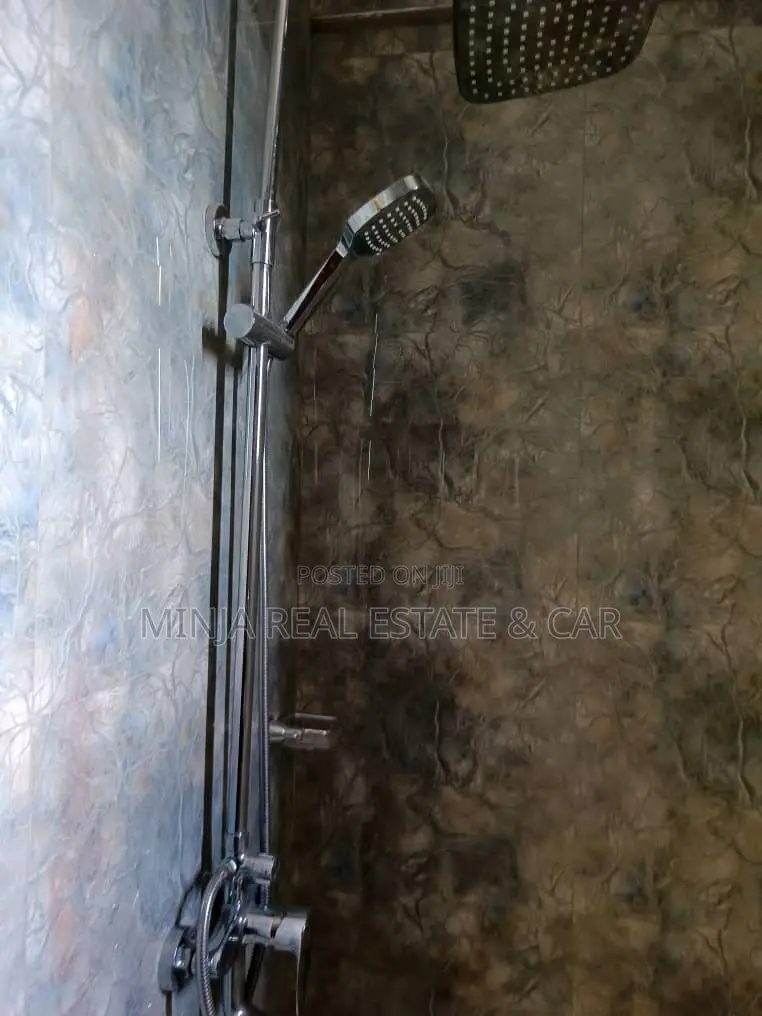 4bdrm Apartment in Upanga West for sale in Upanga West