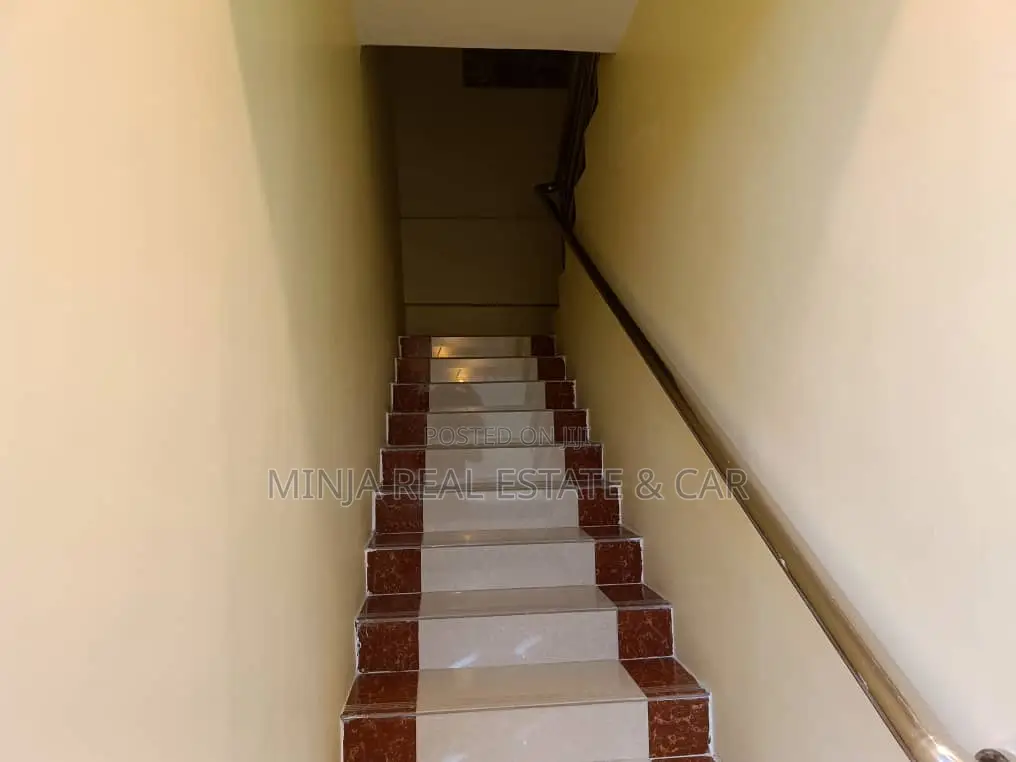 4bdrm Apartment in Upanga West for sale in Upanga West