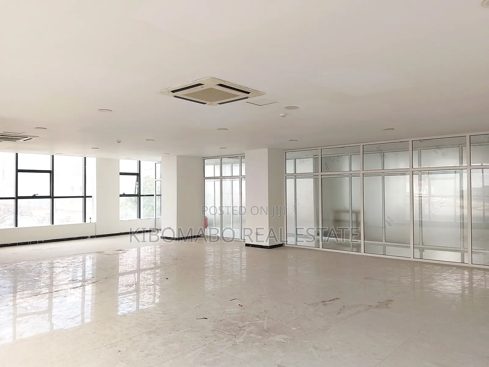 70 SQM Office Space Rental - Posta || Kisutu in Kisutu