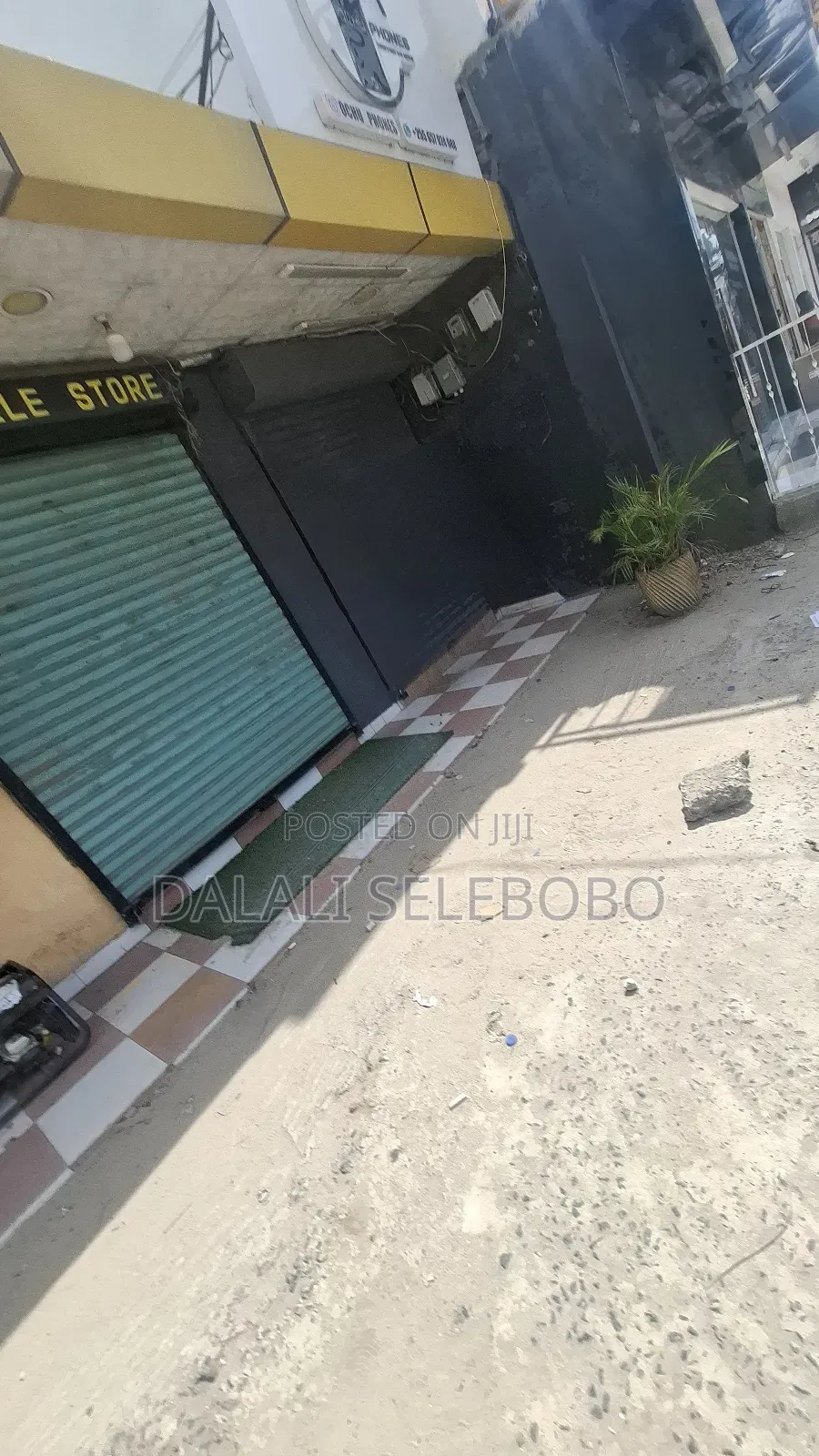 Frem Inatizama Lami Sinza Kwa Manyolw in Sinza