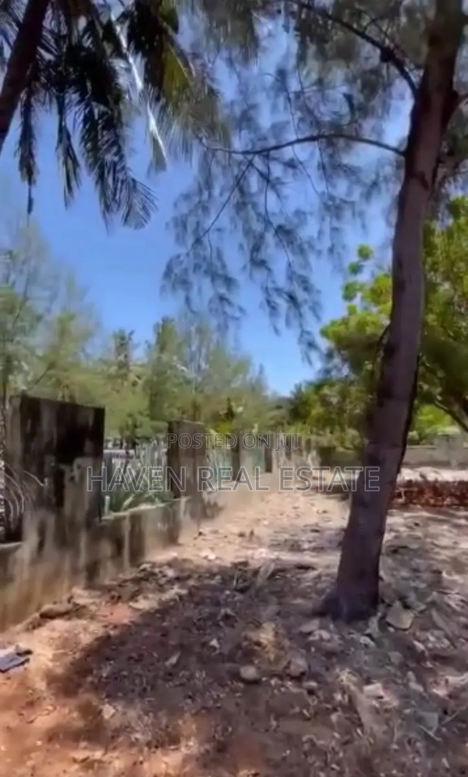Beach Plot Inauzwa Mbezi Beach in Mbezi Beach