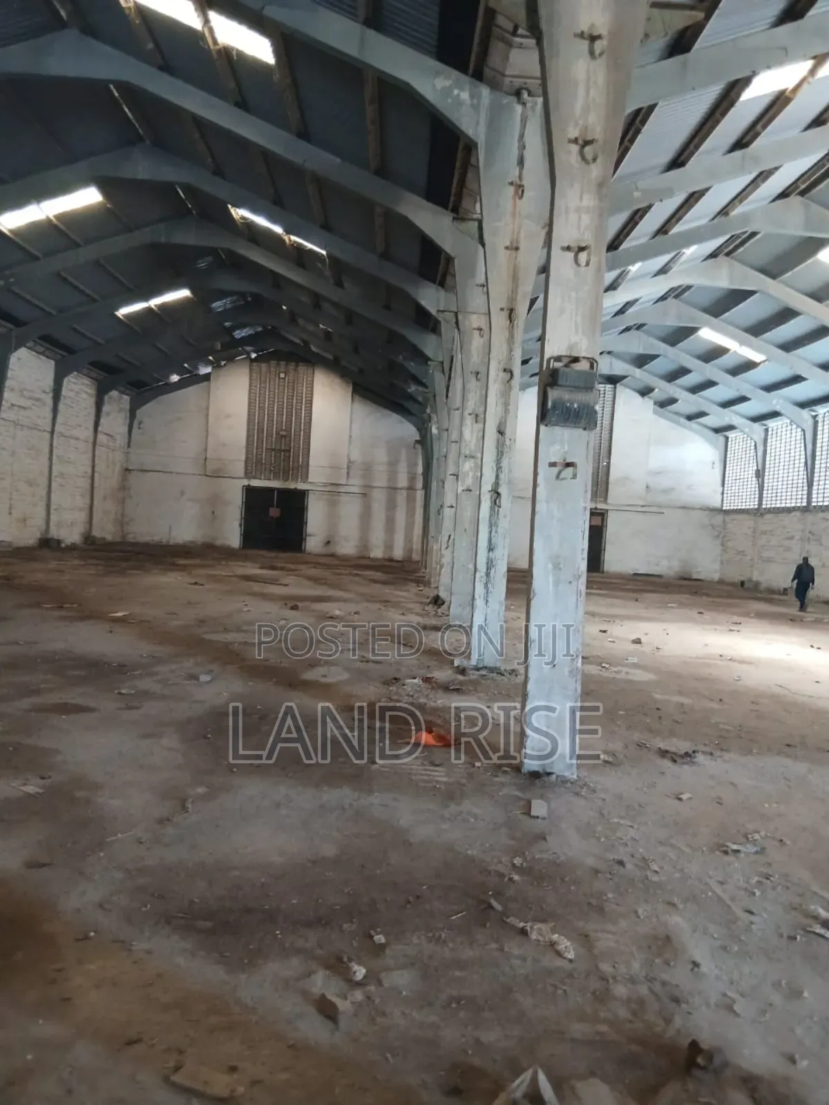 Warehouse in Nyerere Road Mtava in Vingunguti