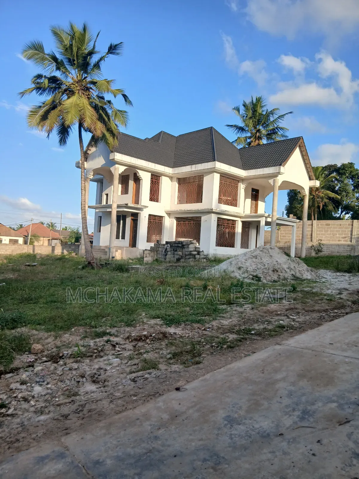 4bdrm Block of Flats in Yusuph, Kinyerezi for sale in Kinyerezi