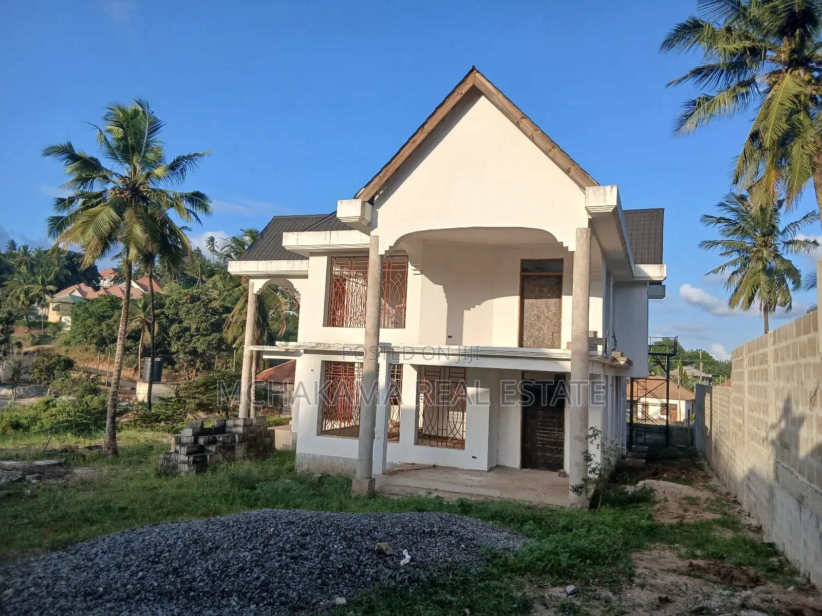 4bdrm Block of Flats in Yusuph, Kinyerezi for sale in Kinyerezi