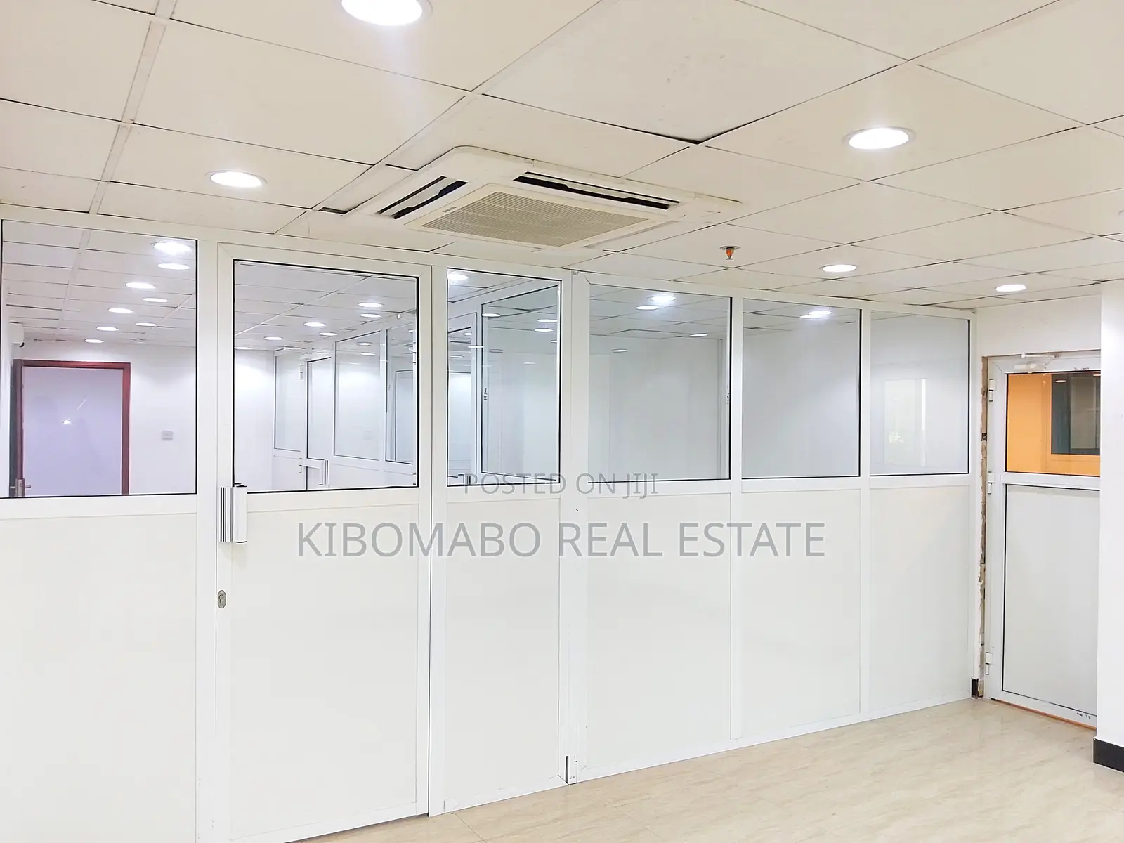 Nice, Modern Classy 55 SQM Office Rental - CBD || Posta in Kisutu
