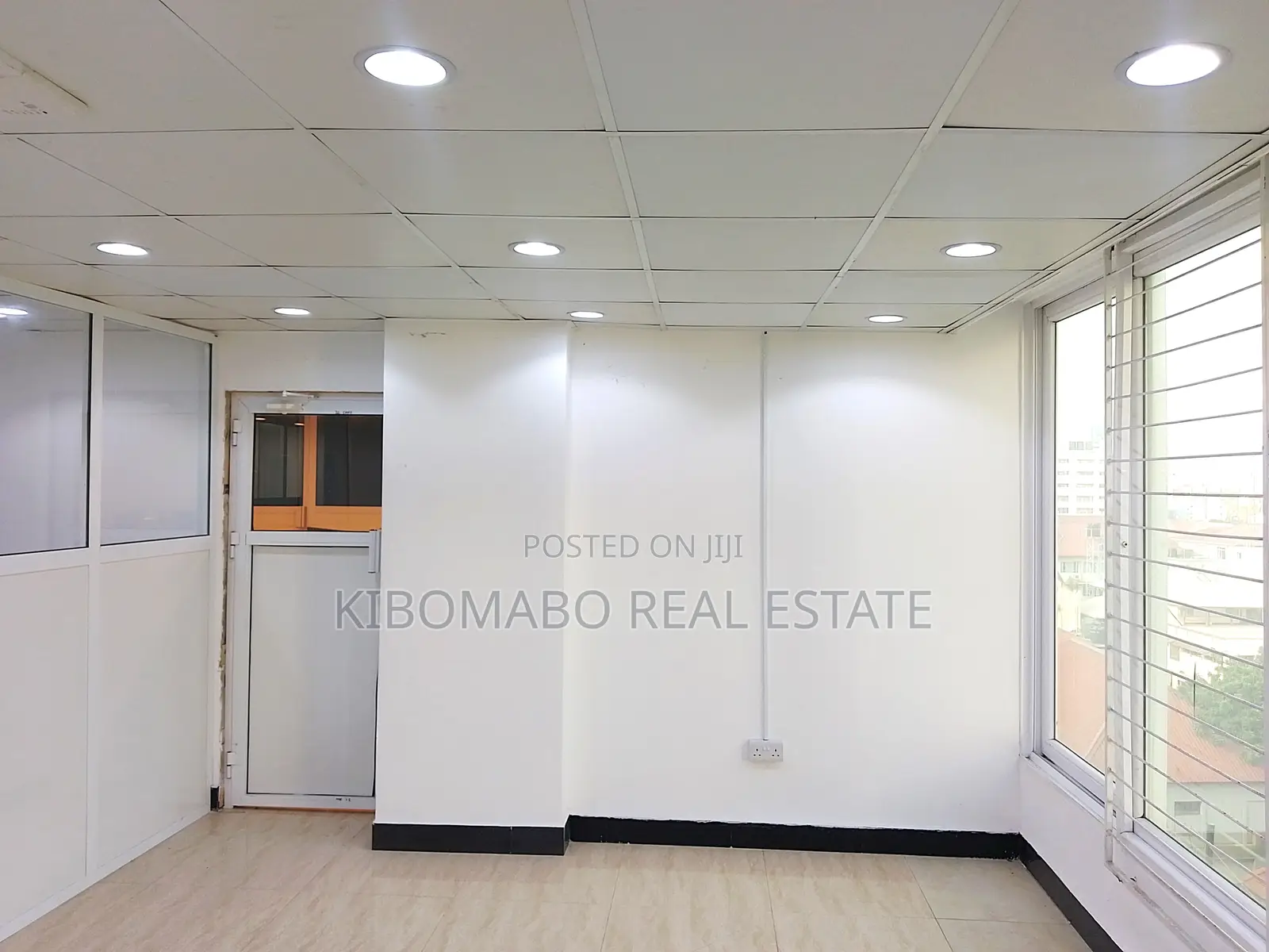 Nice, Modern Classy 55 SQM Office Rental - CBD || Posta in Kisutu