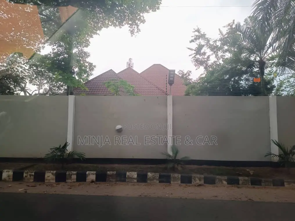 Plot for Sale/House at Oysterbay Dar Es Salaam Tanzania in Oyster Bay