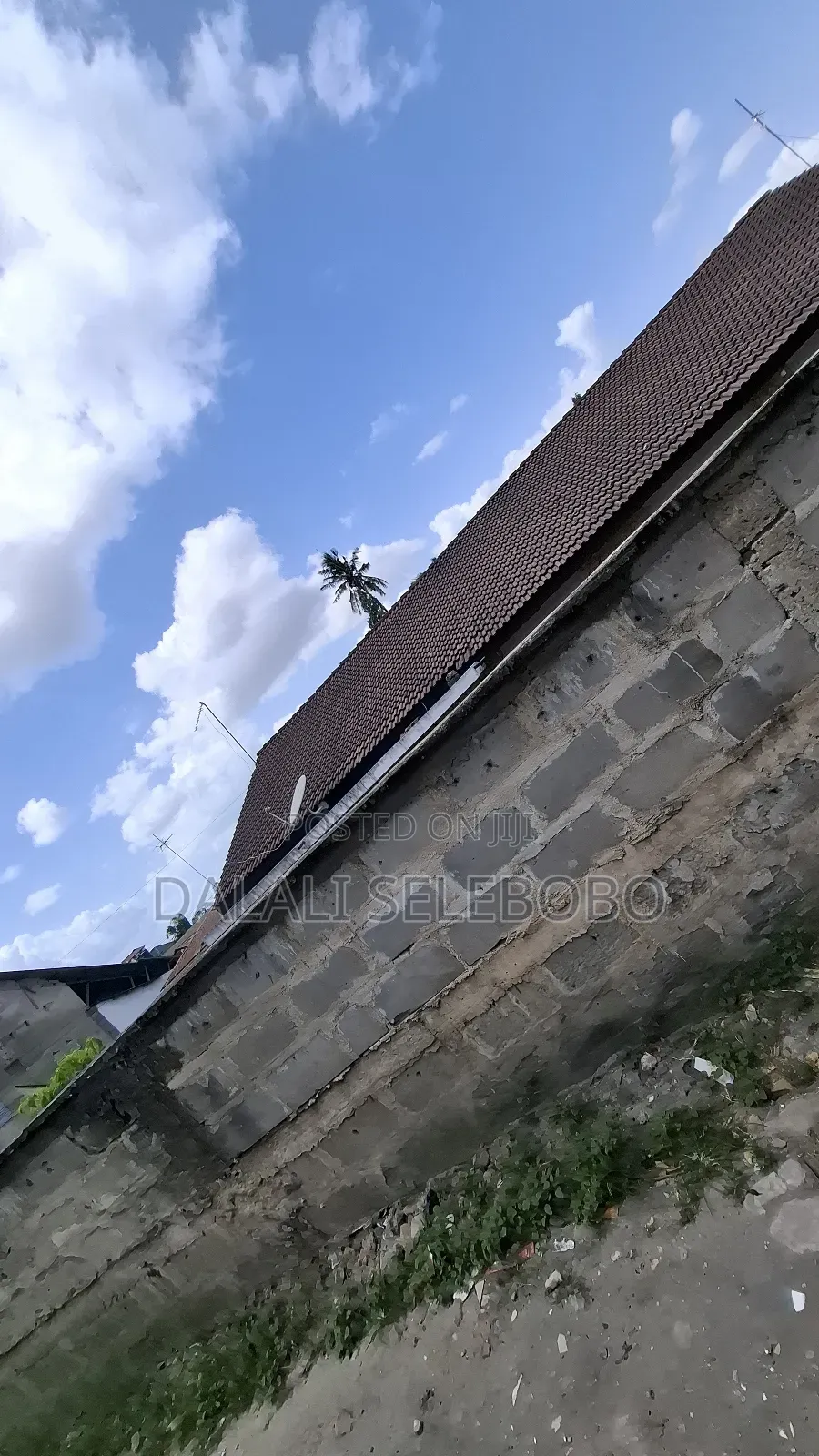 6bdrm Bungalow in Sinza Kwa Manyola for sale in Sinza