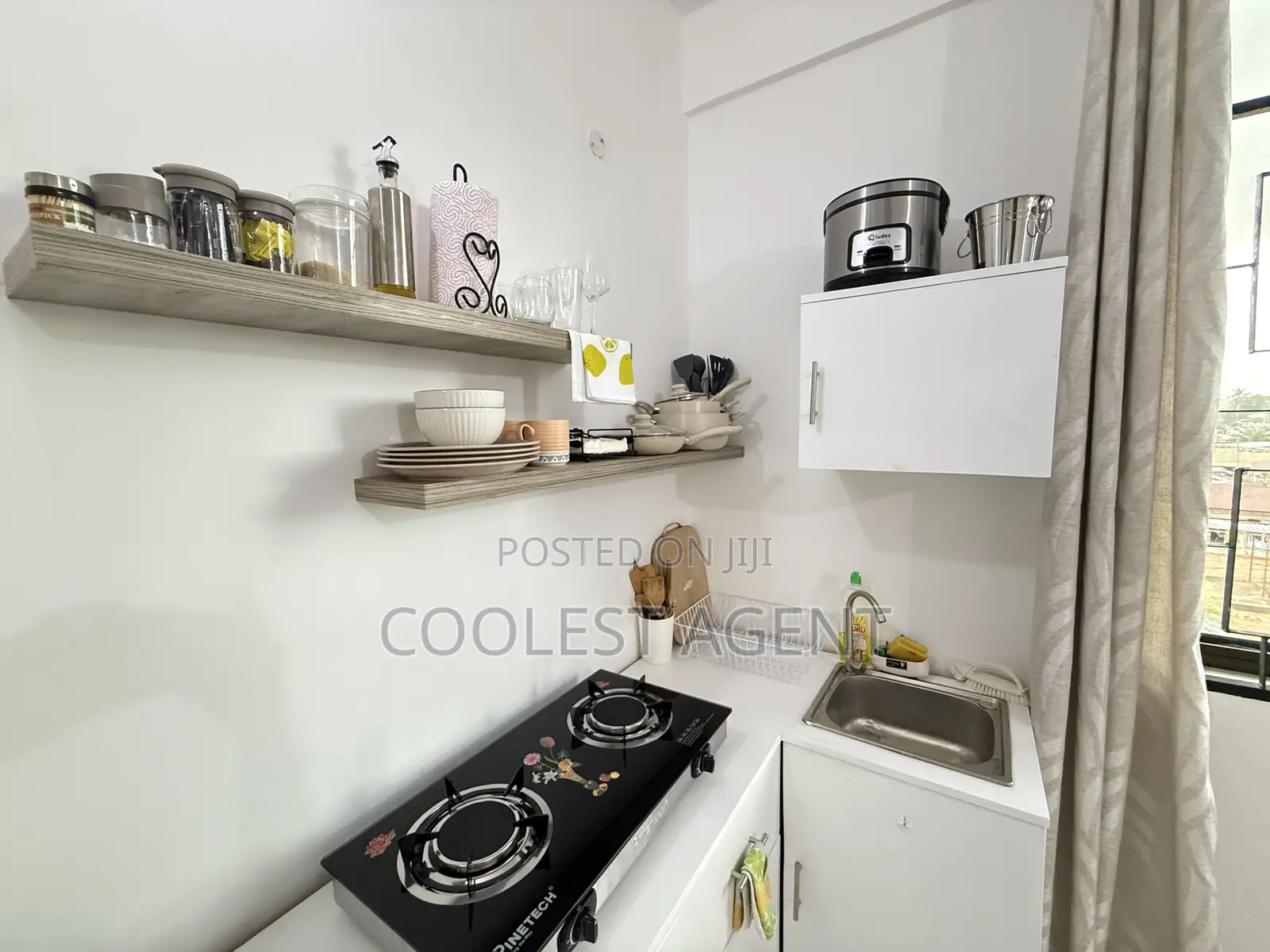 Furnished 1bdrm Apartment in Coolest Estate, Mikocheni for rent in Mikocheni