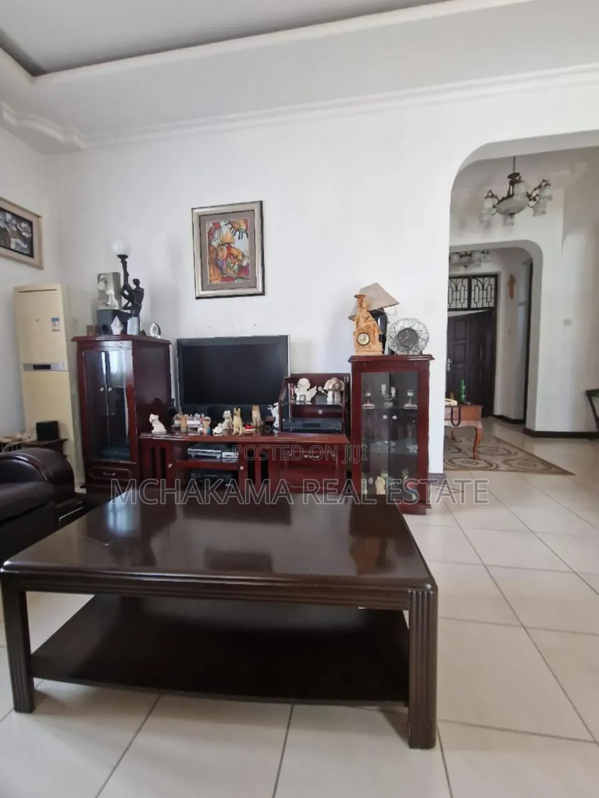 4bdrm Block of Flats in Yusuph Mchakama, Mbezi Beach for sale in Mbezi Beach