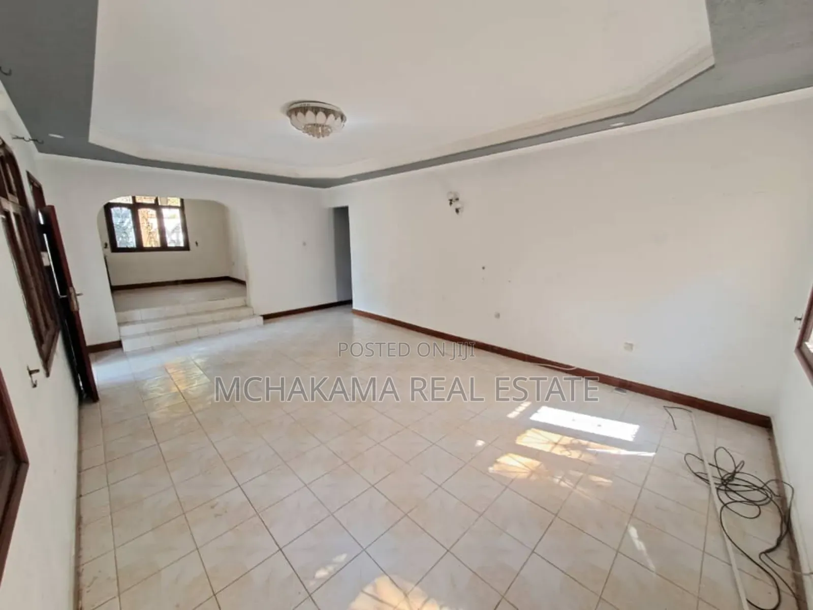 4bdrm Block of Flats in Yusuph Mchakama, Mbezi Beach for sale in Mbezi Beach