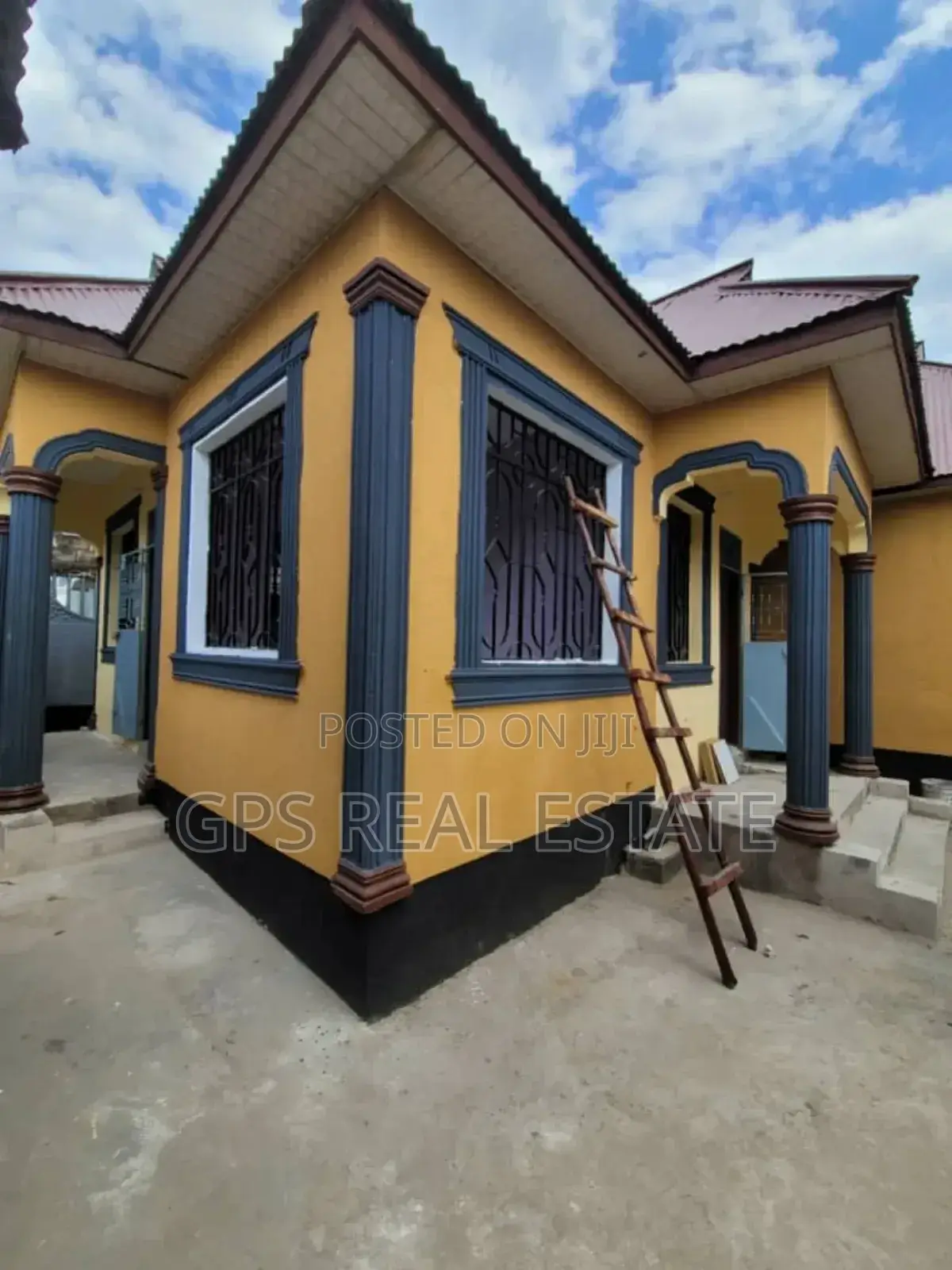 3bdrm House in Chamazi Saku for sale in Chamazi