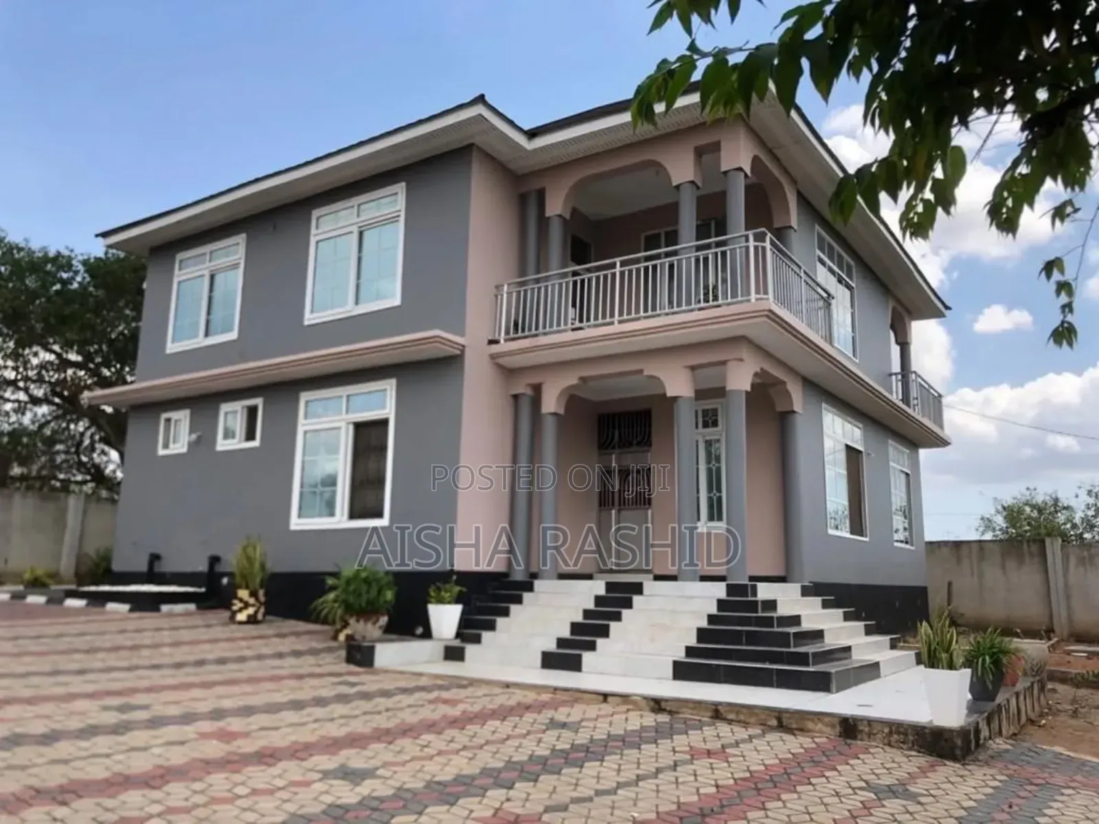 5bdrm House in Bunju for sale in Bunju