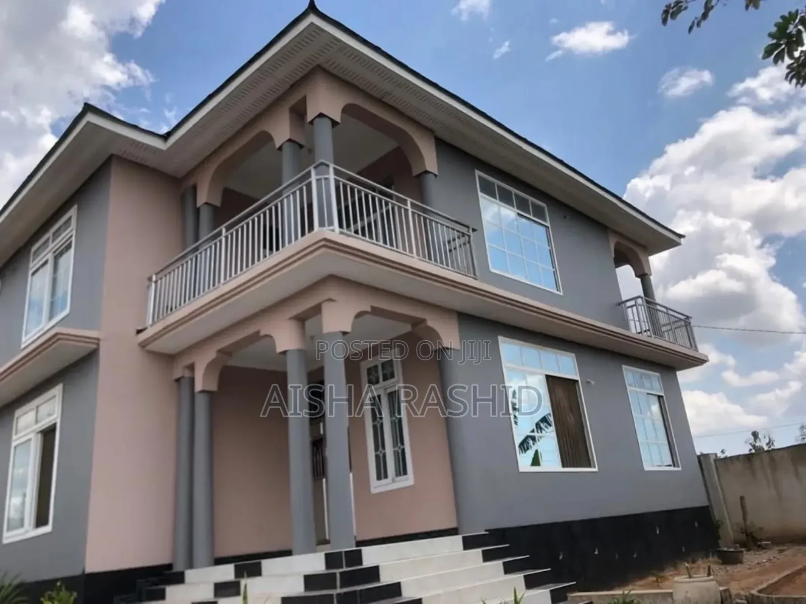 5bdrm House in Bunju for sale in Bunju