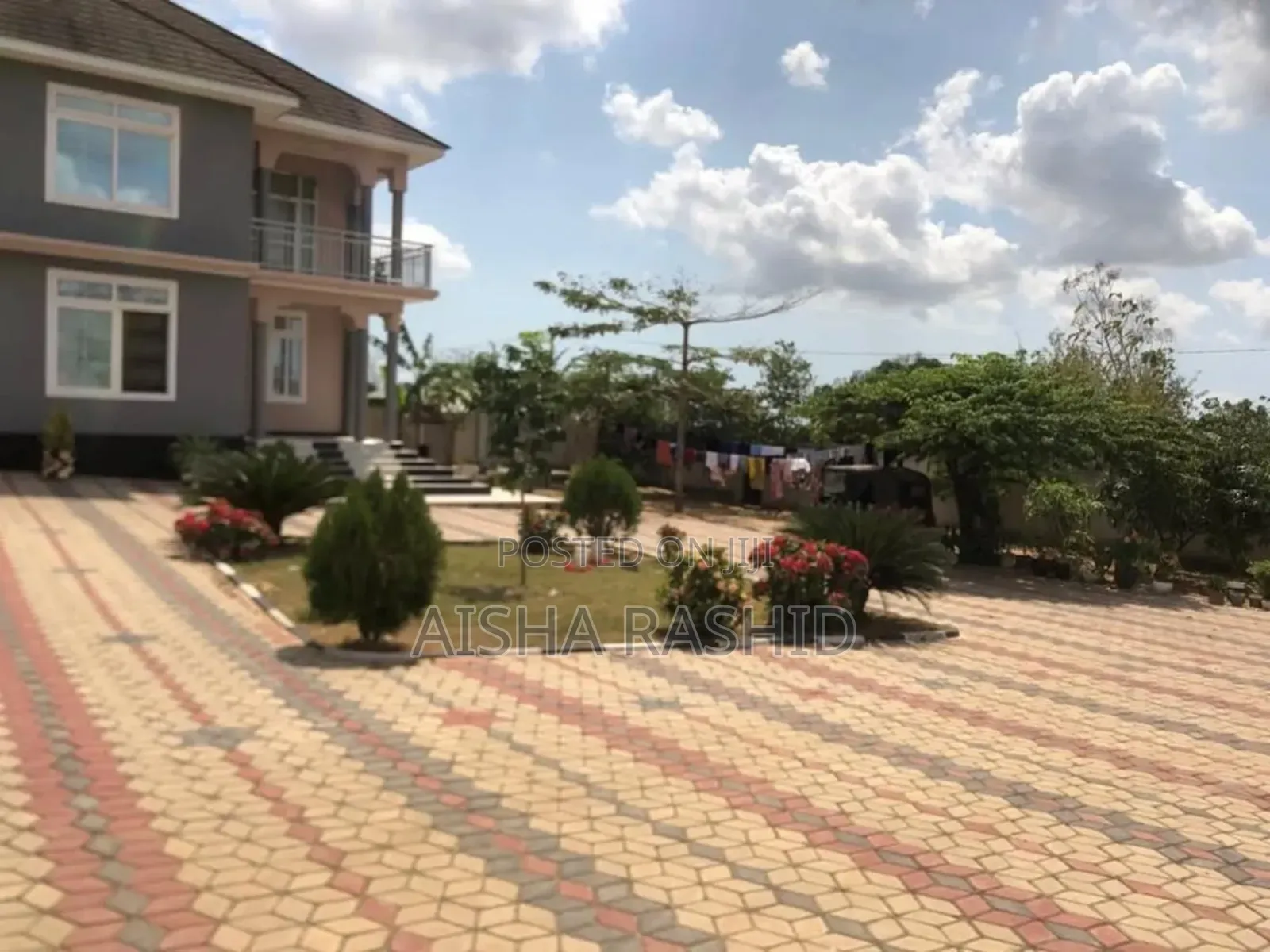 5bdrm House in Bunju for sale in Bunju