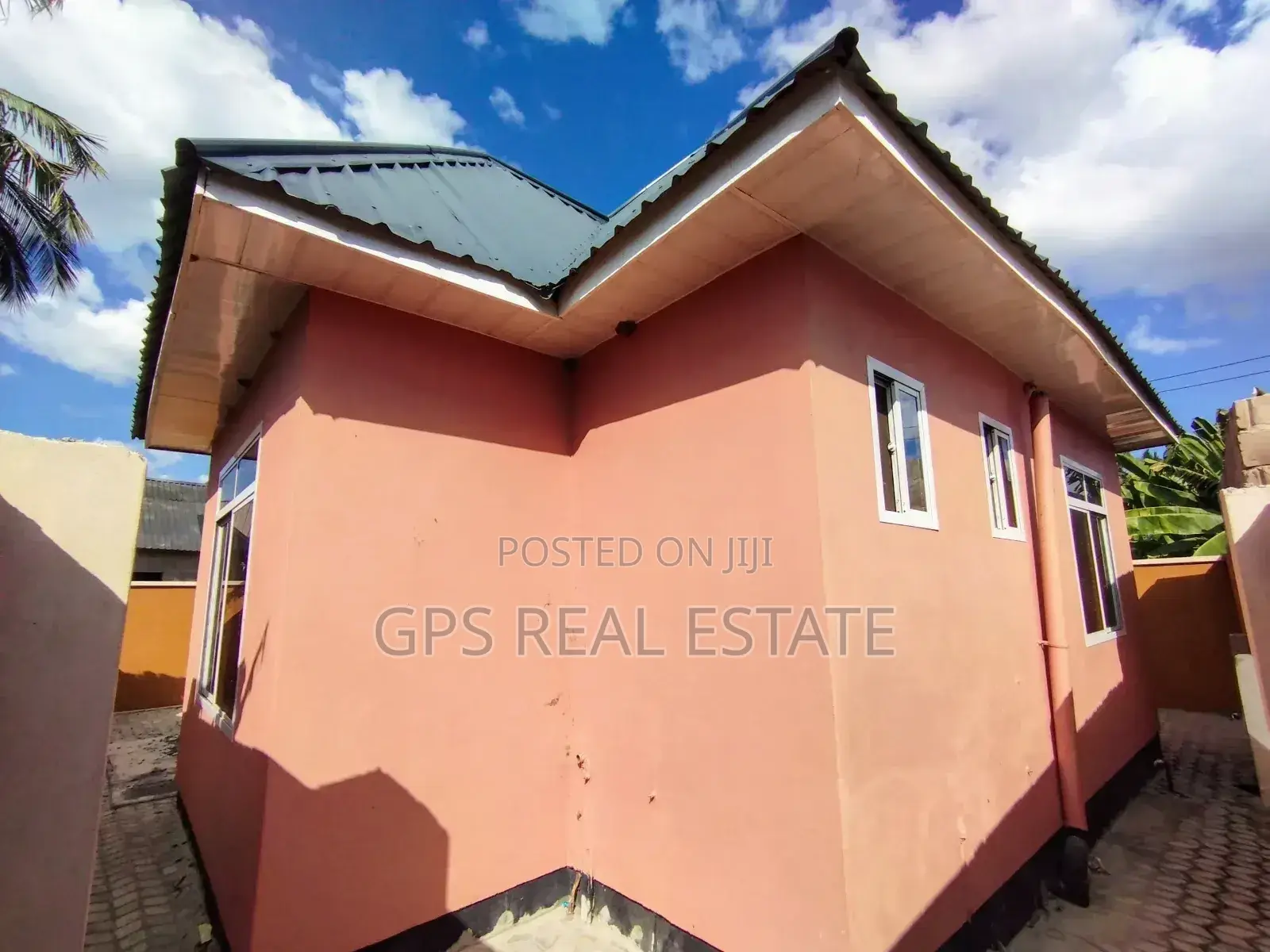 3bdrm House in Kivule Sokoni, Kinondoni for sale in Kinondoni
