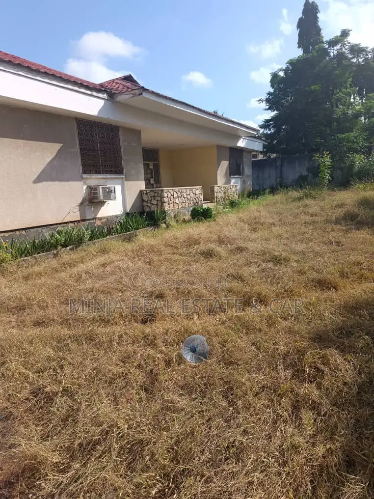 Plot for Sale Victoria Kinondoni in Kinondoni
