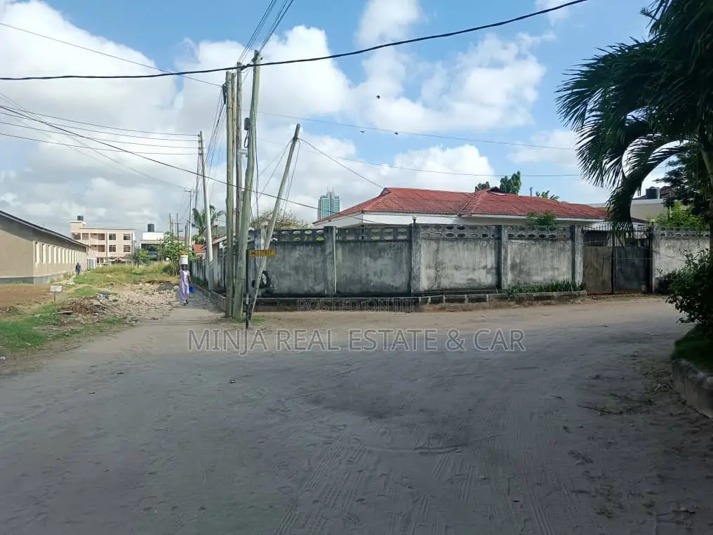 Plot for Sale Victoria Kinondoni in Kinondoni