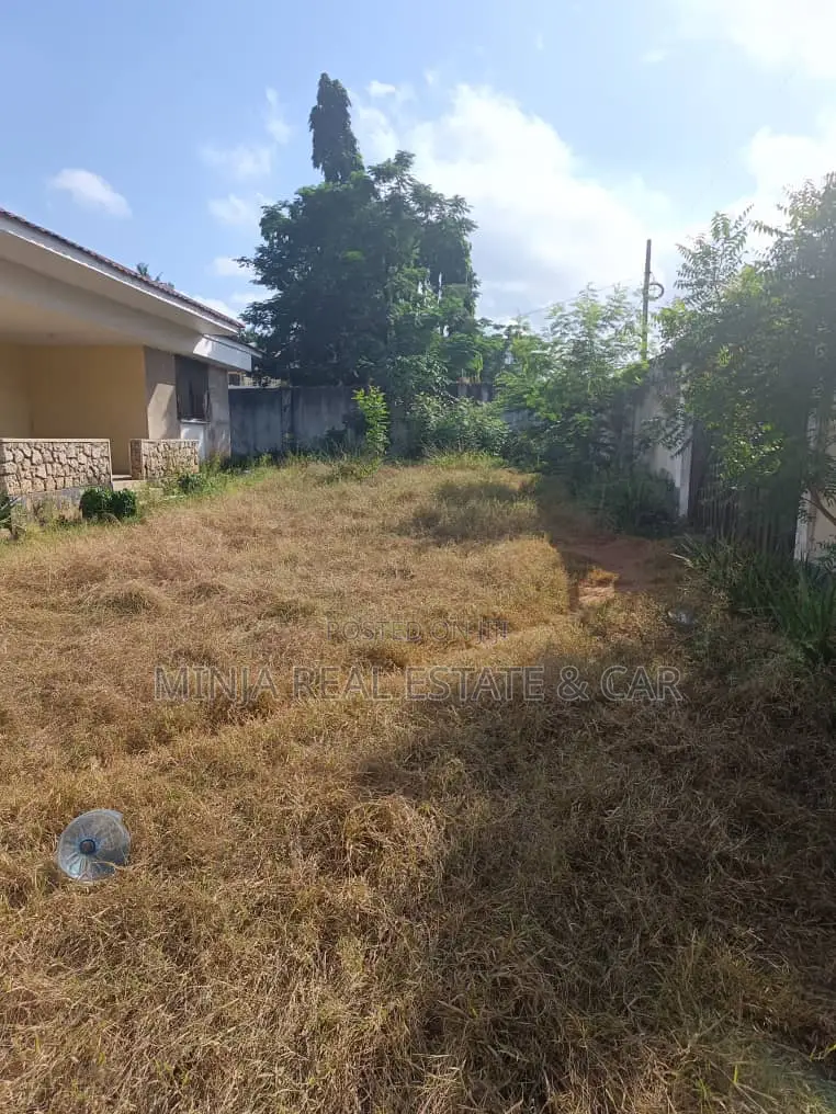 Plot for Sale Victoria Kinondoni in Kinondoni