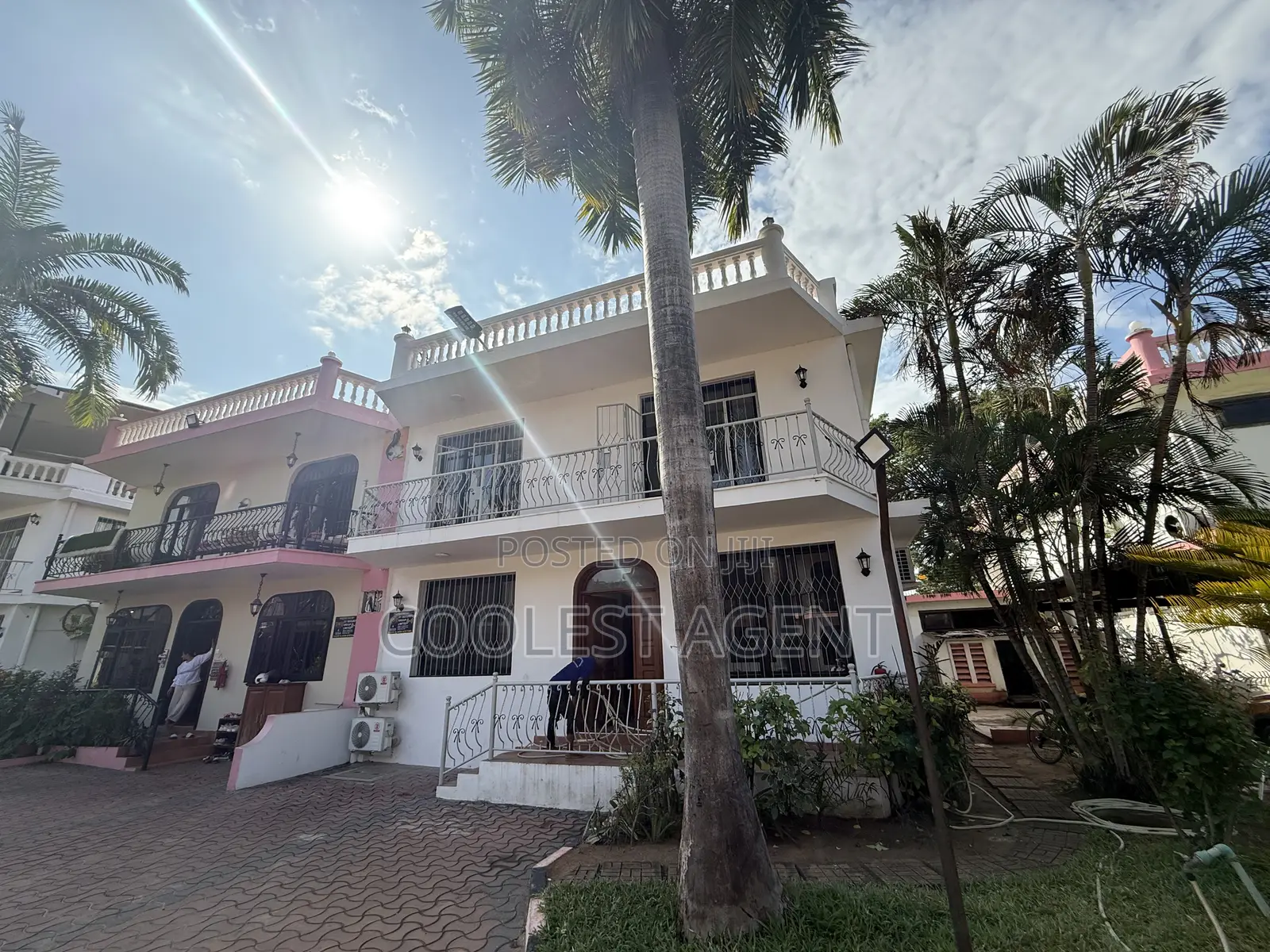 Furnished 4bdrm Villa in Coolest Estate for rent in Ada Estate