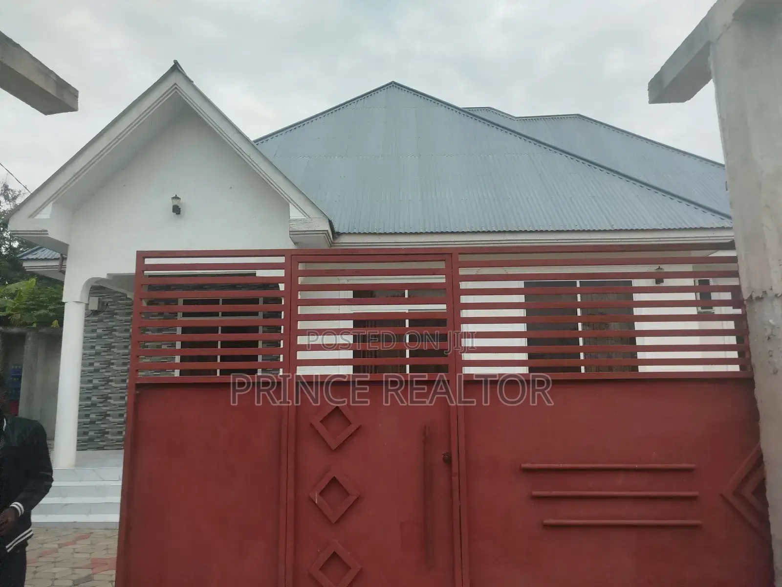3bdrm House in Mbezi Kiluvya, Kinondoni for sale in Kinondoni
