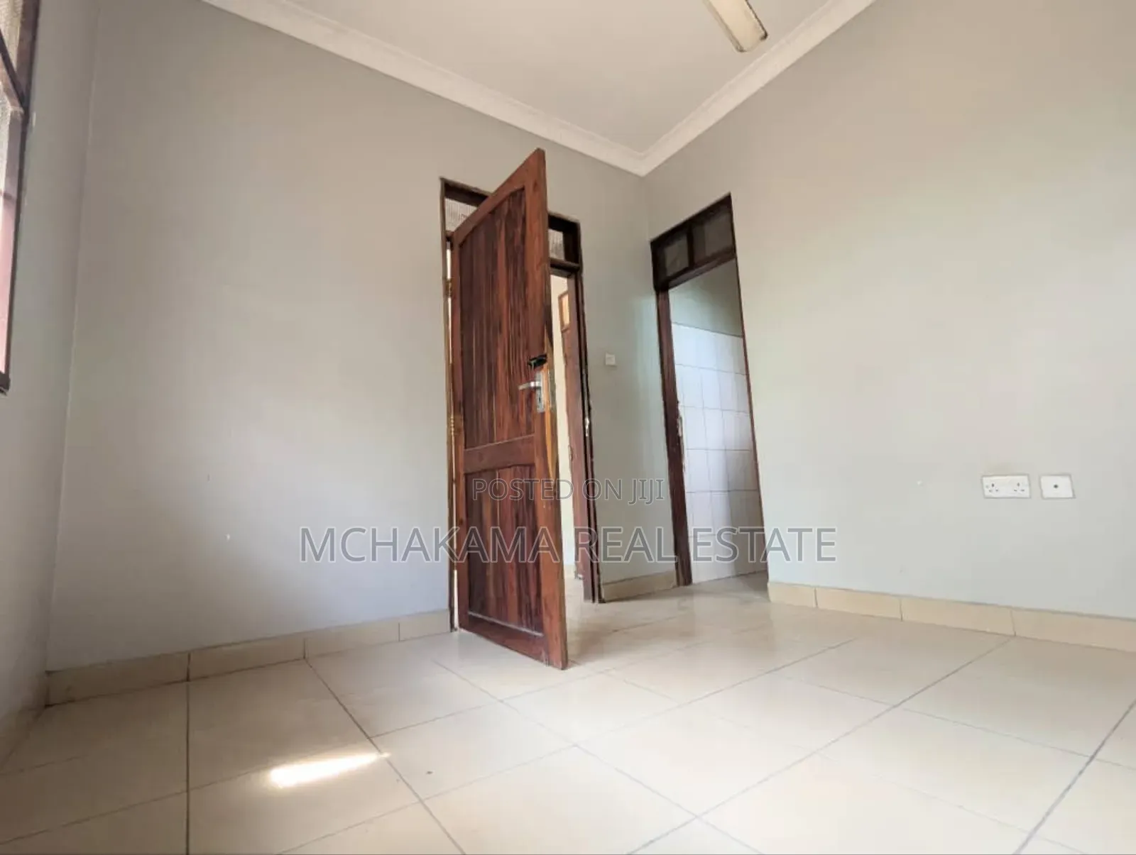 Furnished 4bdrm Apartment in Yusuph Mchakama, Mbezi Beach for sale in Mbezi Beach