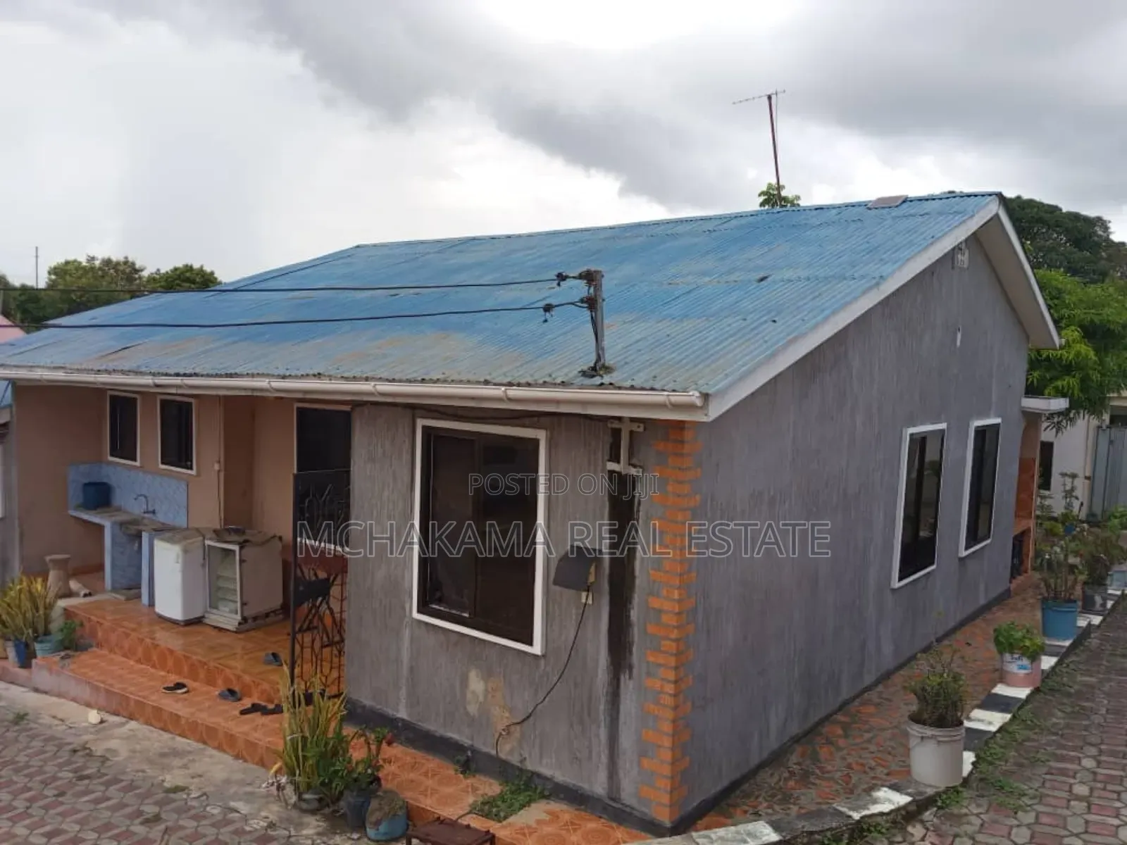 3bdrm House in Yusuph Mchakama, Mbezi for sale in Mbezi