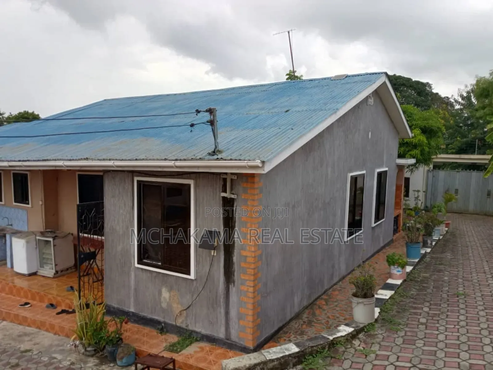 3bdrm House in Yusuph Mchakama, Mbezi for sale in Mbezi