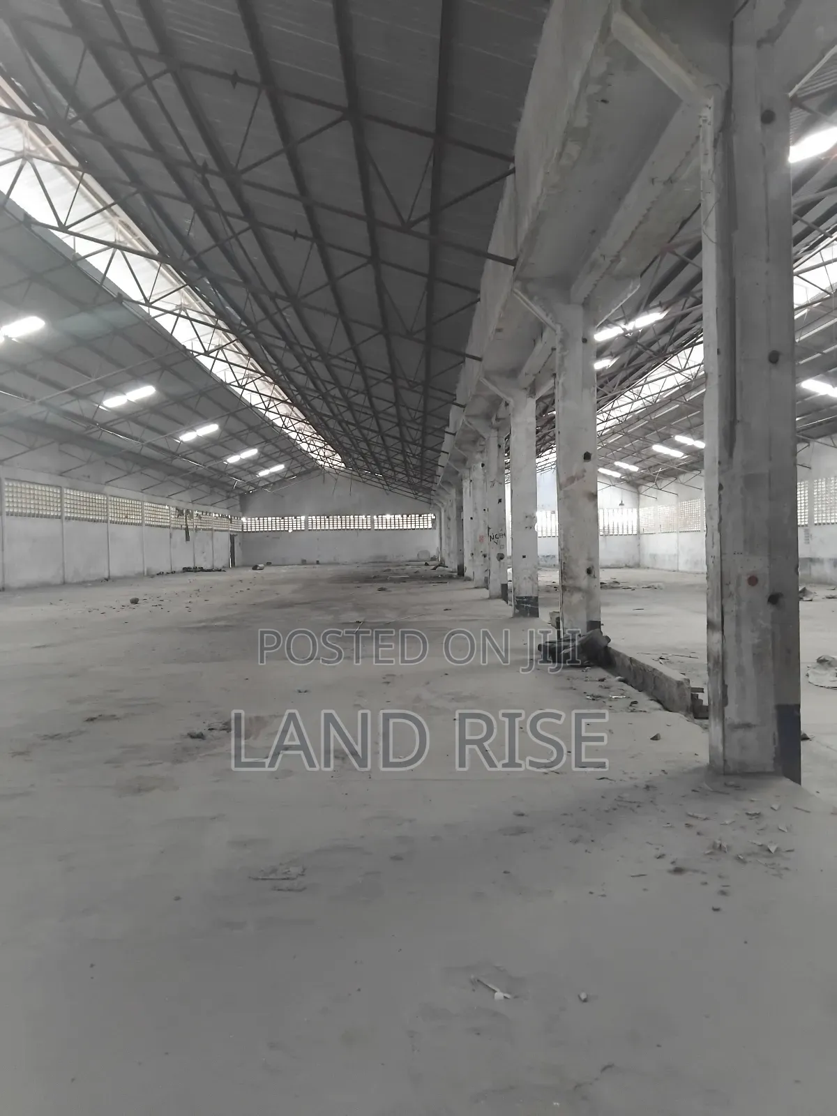 Warehouse for Sale 4000 SQM Nyerere Road in Vingunguti