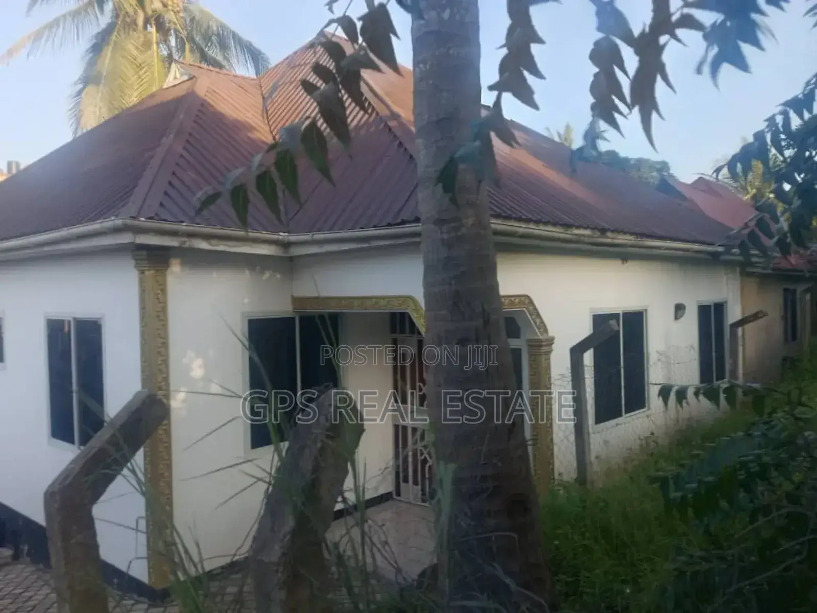10bdrm House in Goba Mageti, Kinondoni for sale in Kinondoni