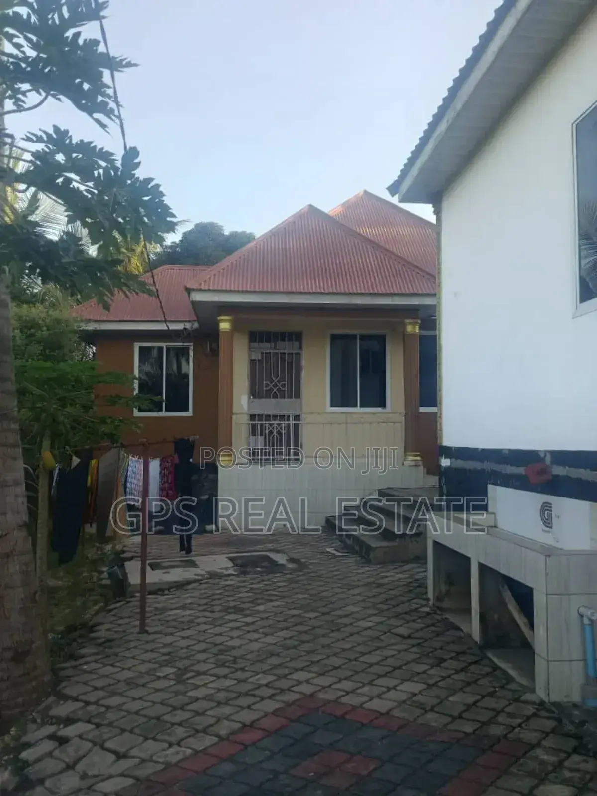 10bdrm House in Goba Mageti, Kinondoni for sale in Kinondoni