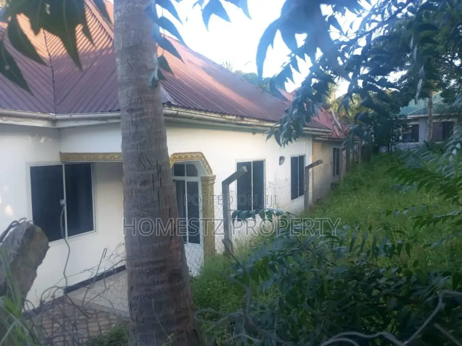 10bdrm House in Goba Mageti, Kinondoni for sale in Kinondoni