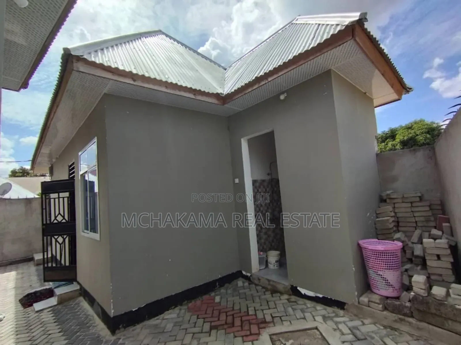 4bdrm House in Yusuph Mchakama, Ukonga for sale in Ukonga
