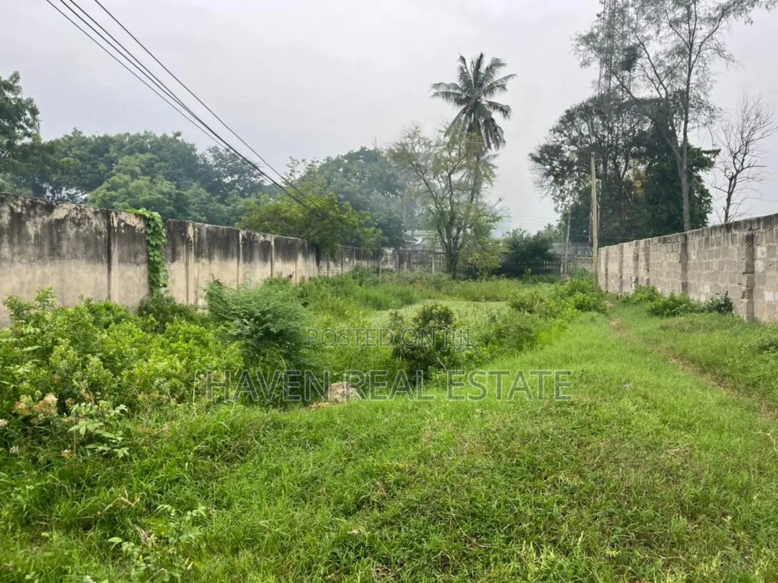 Beach Plot for Sale at Bahari Beach in Kunduchi