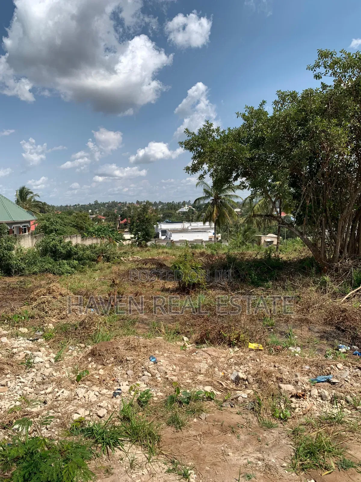 Kiwanja Kinauzwa Goba in Goba