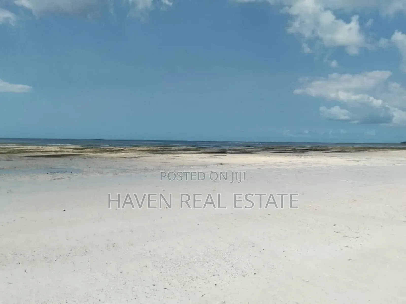 Kiwanja Kinauzwa Zanzibar in Unguja North
