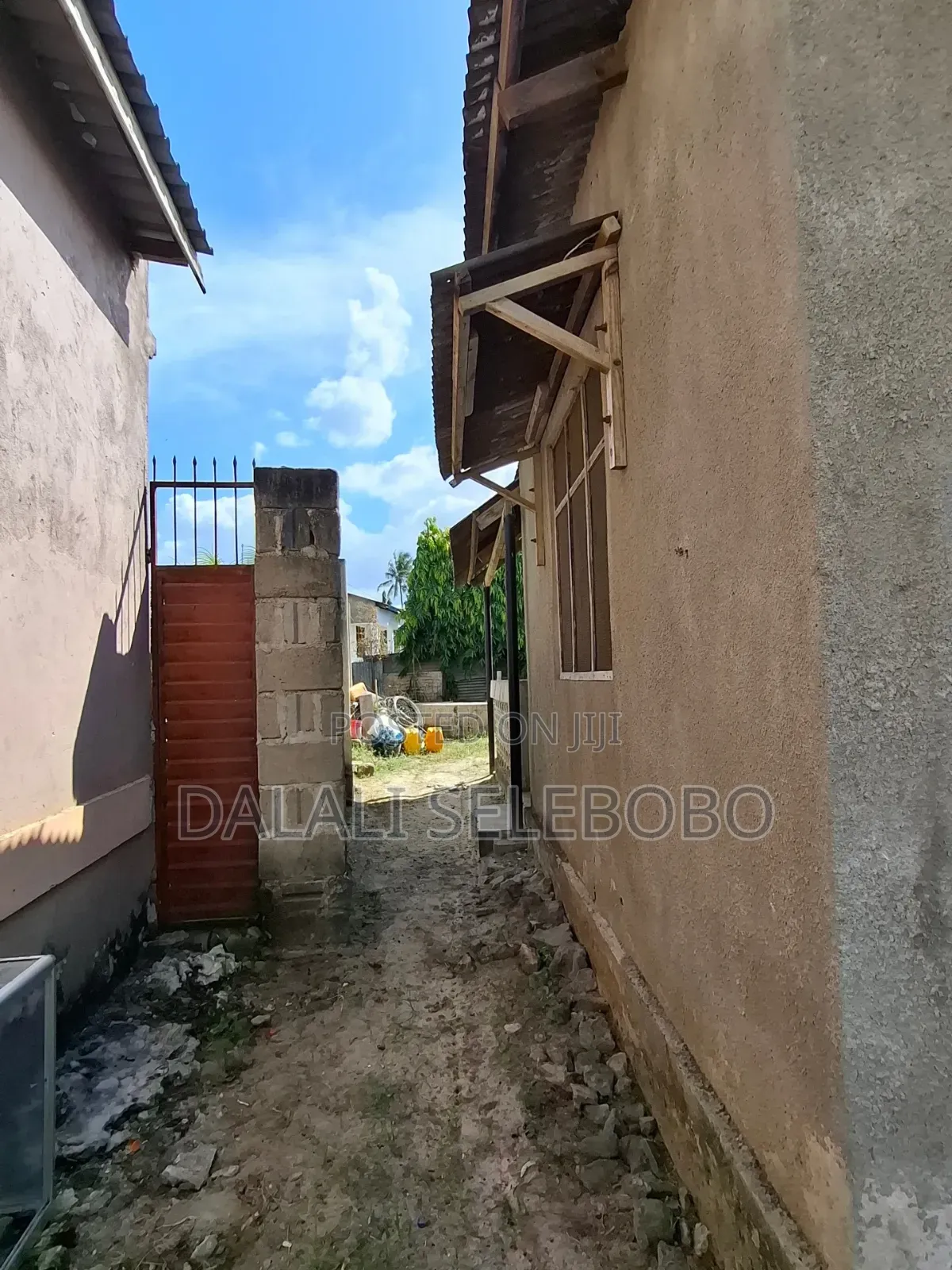 2bdrm Bungalow in Mbez Beach Jogoo for sale in Mbezi Beach