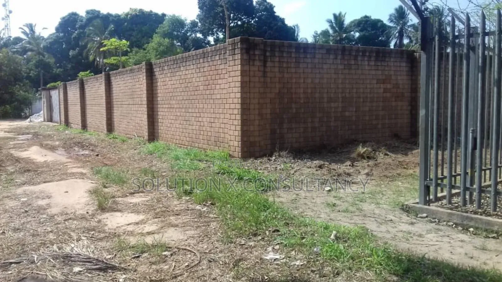 9256 SQMS Yard for Sale at Kibaha Misugusugu in Kibaha
