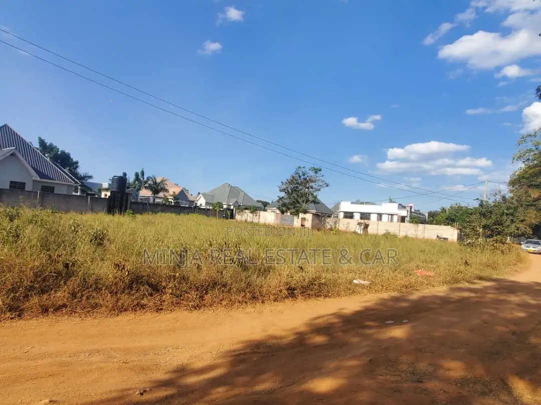 Kiwanja Kinauzwa Wazo Mashamba Ya Jeshi in Goba